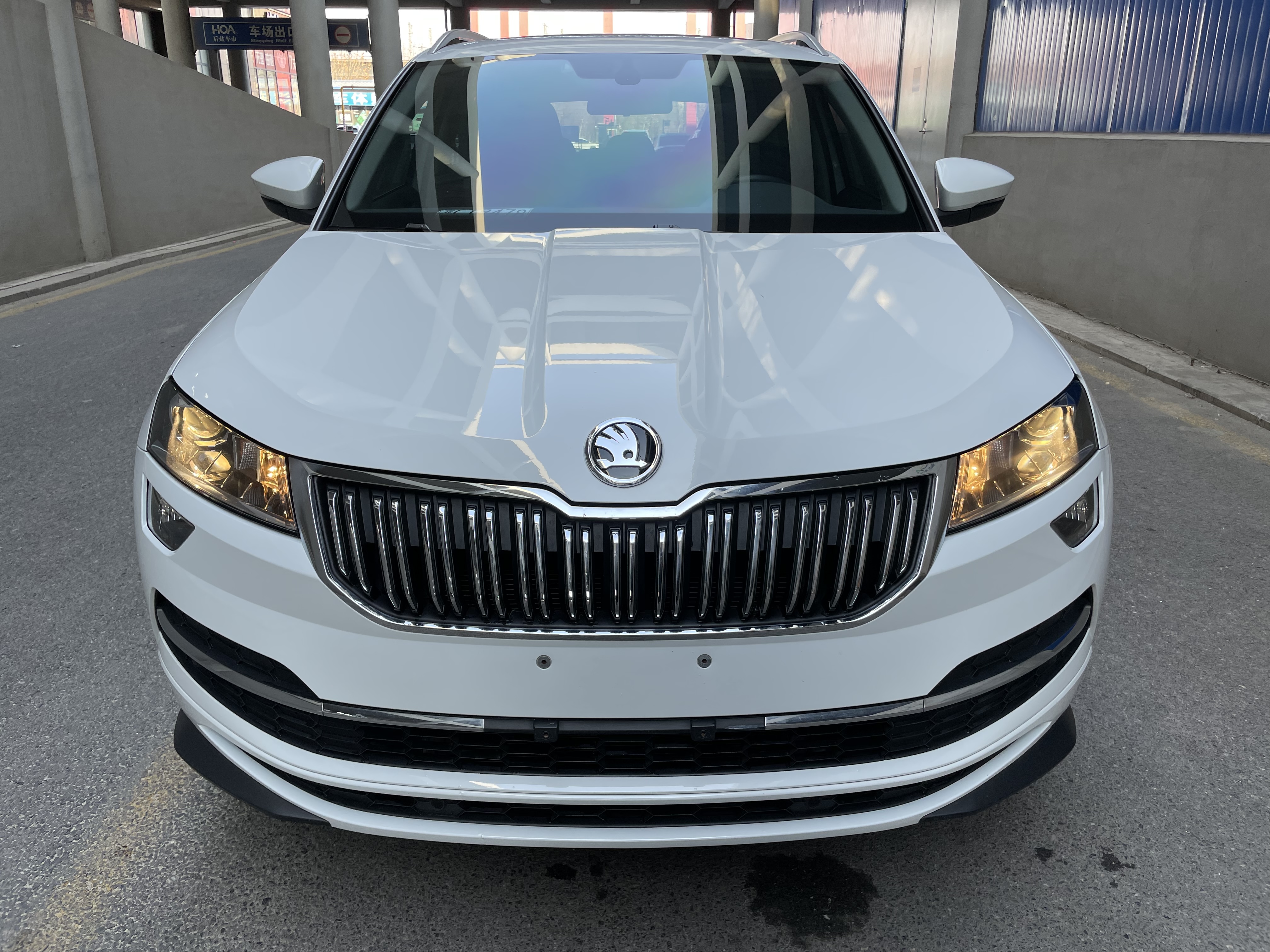 Skoda Karoq 2023 изображение автомобиля #2