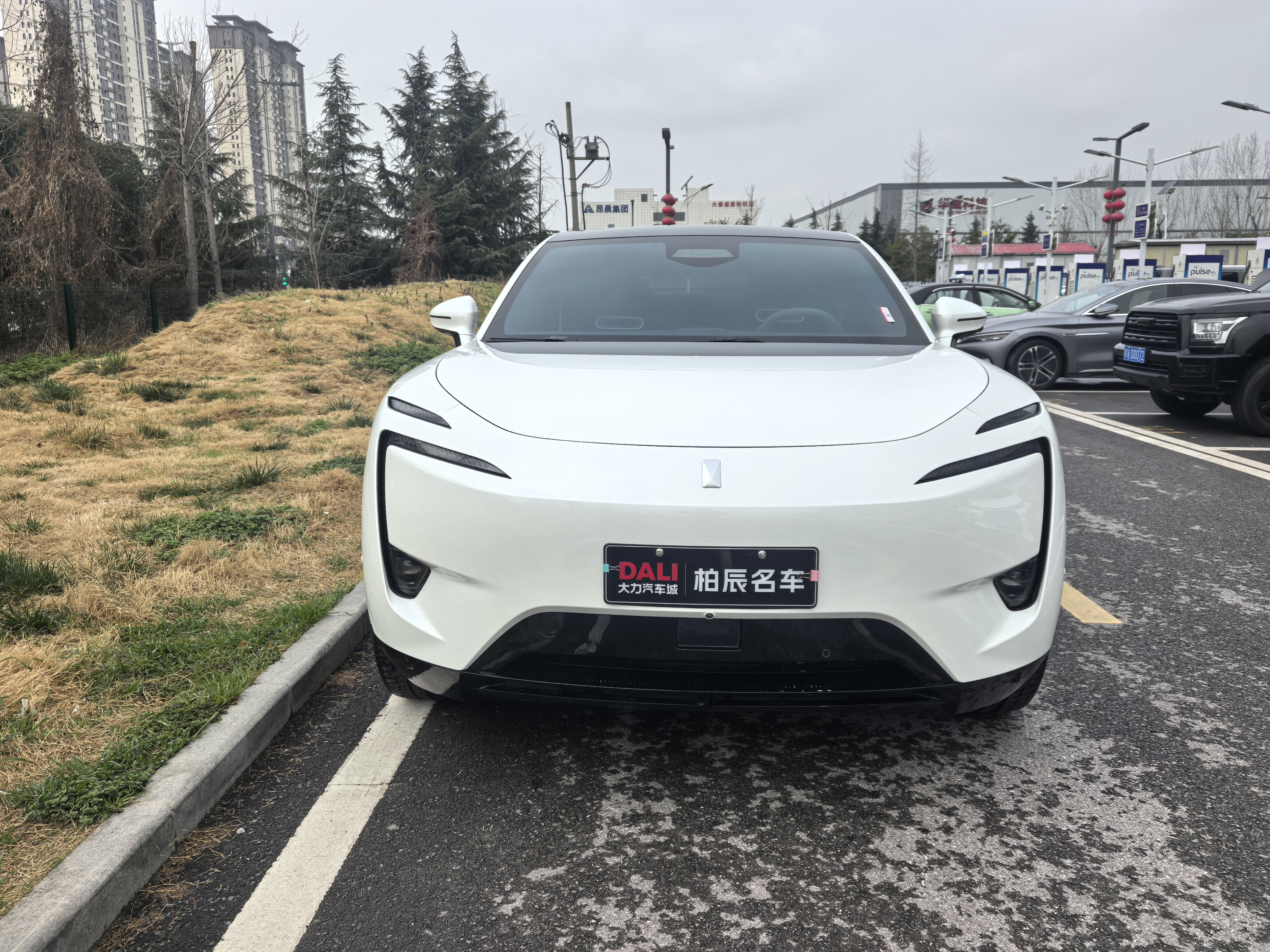 Avatr 11 2023 imagen de coche #2