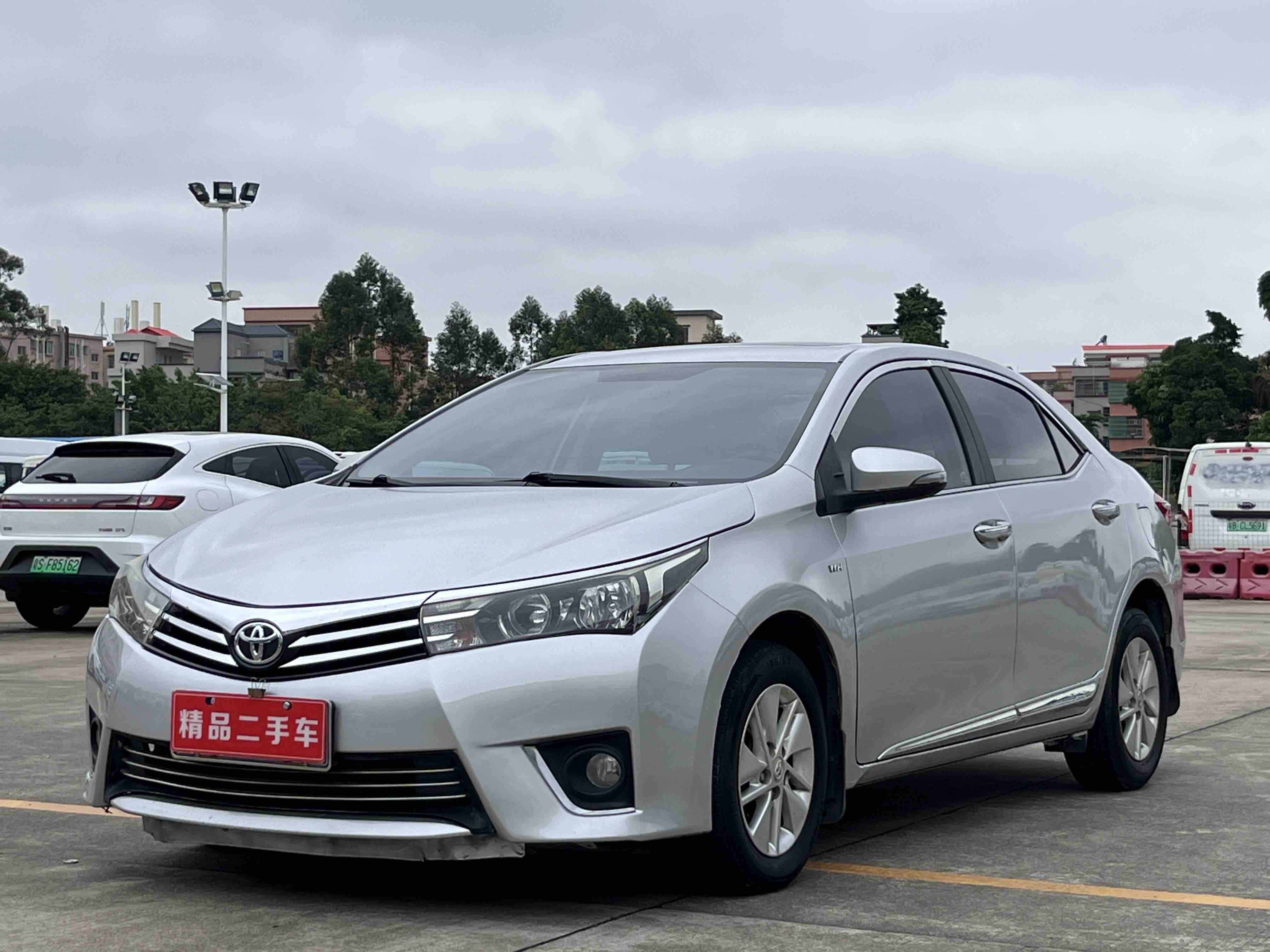 Corolla 2015 car image #2