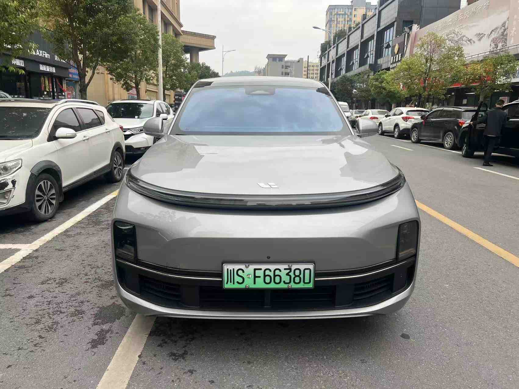 Li L8 2023 imagen de coche #2