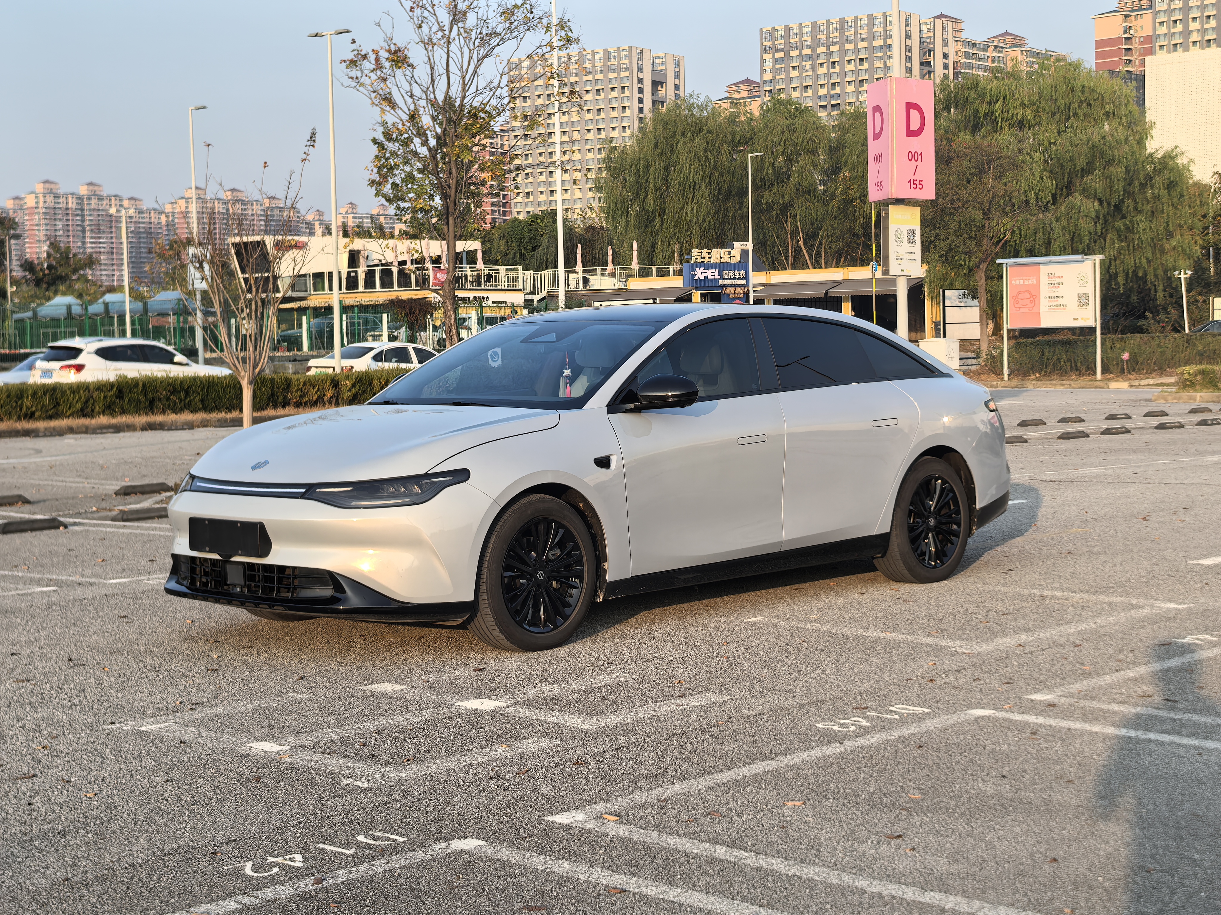 零跑汽车 零跑C01 2023 汽车图片 #2