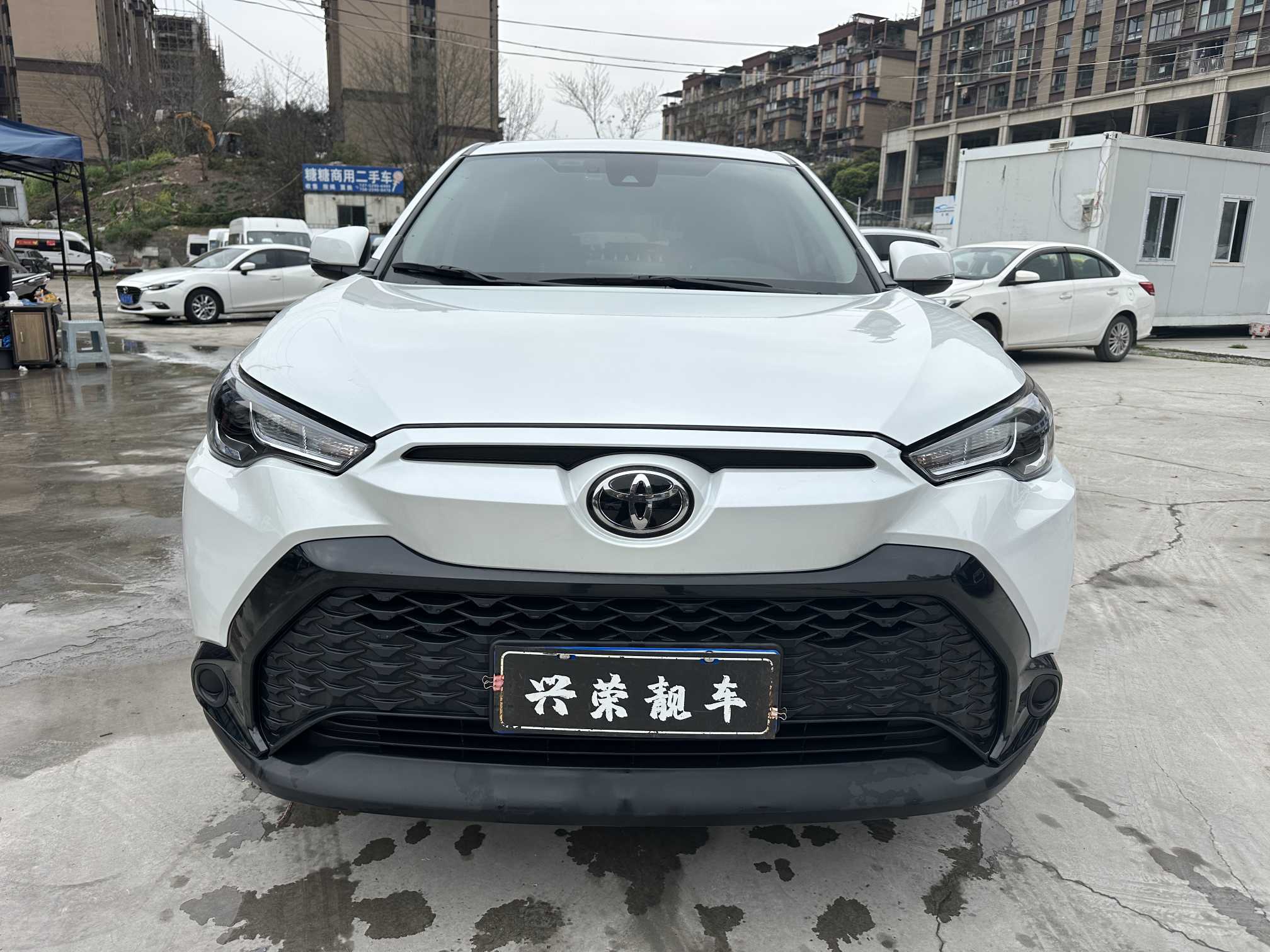 Toyota Frontlander 2023 car image #2