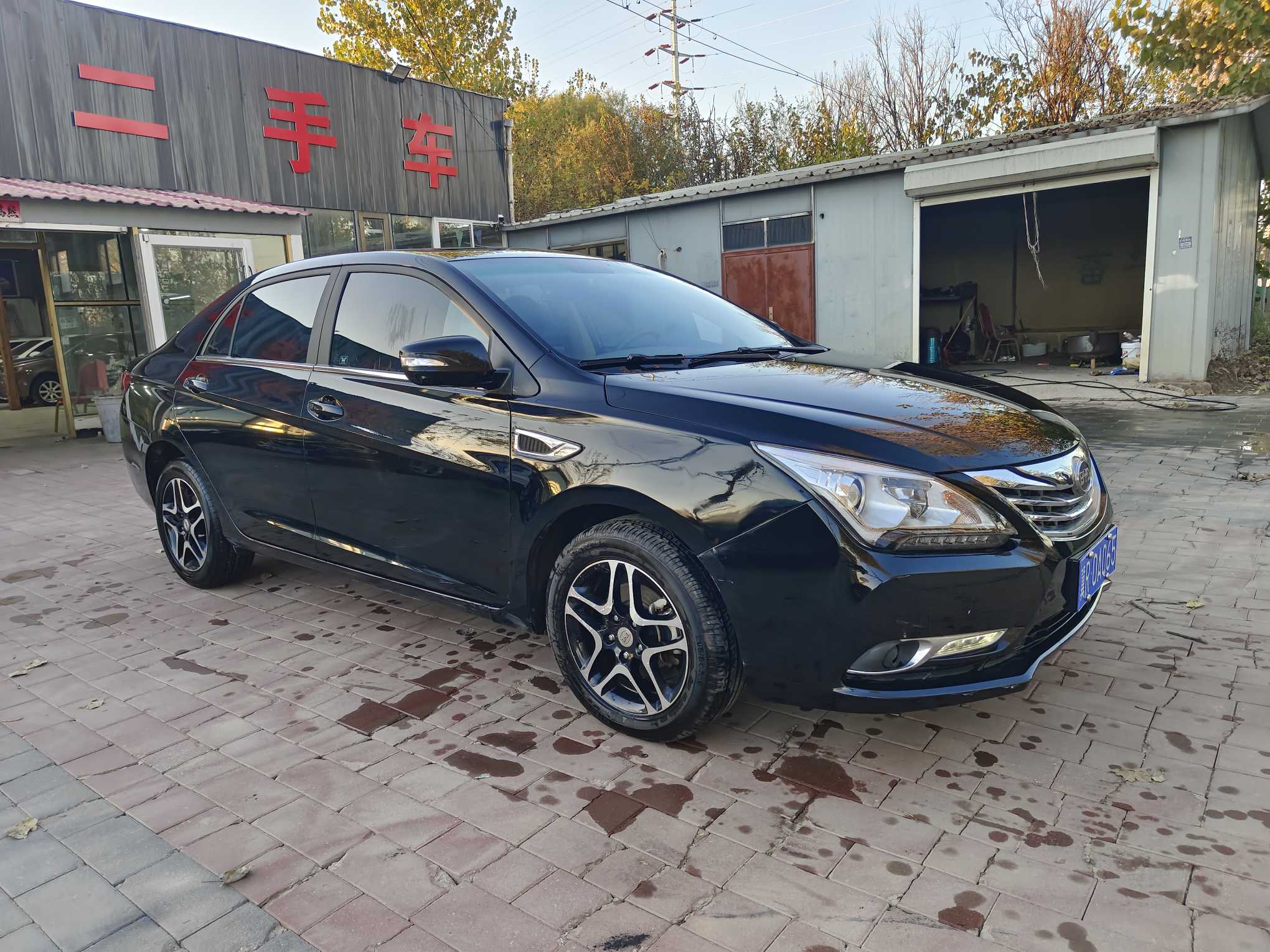 BYD G5 2014 изображение автомобиля #2