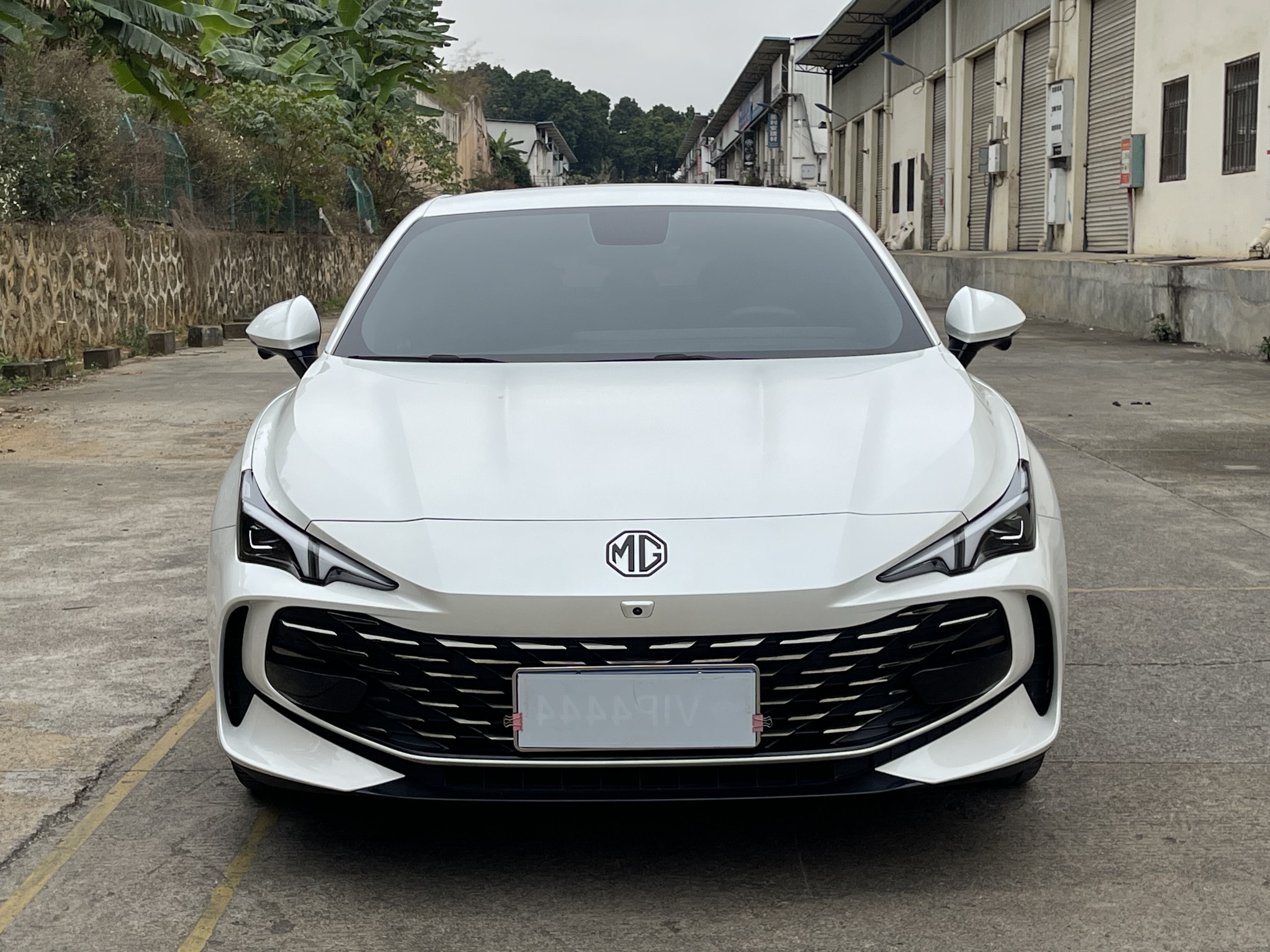 MG 7 2023 car image #2