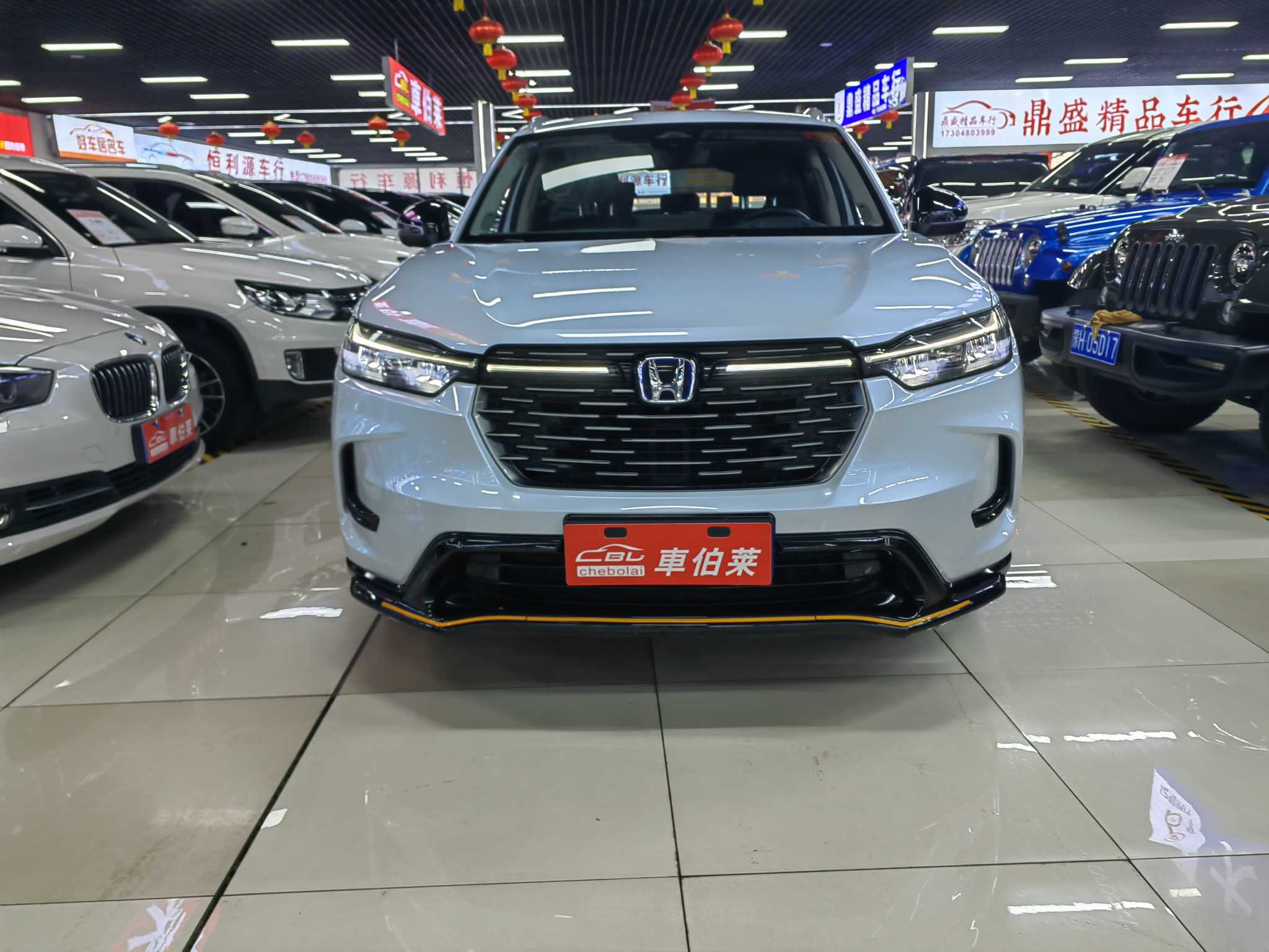 Honda HR-V 2023 car image #2