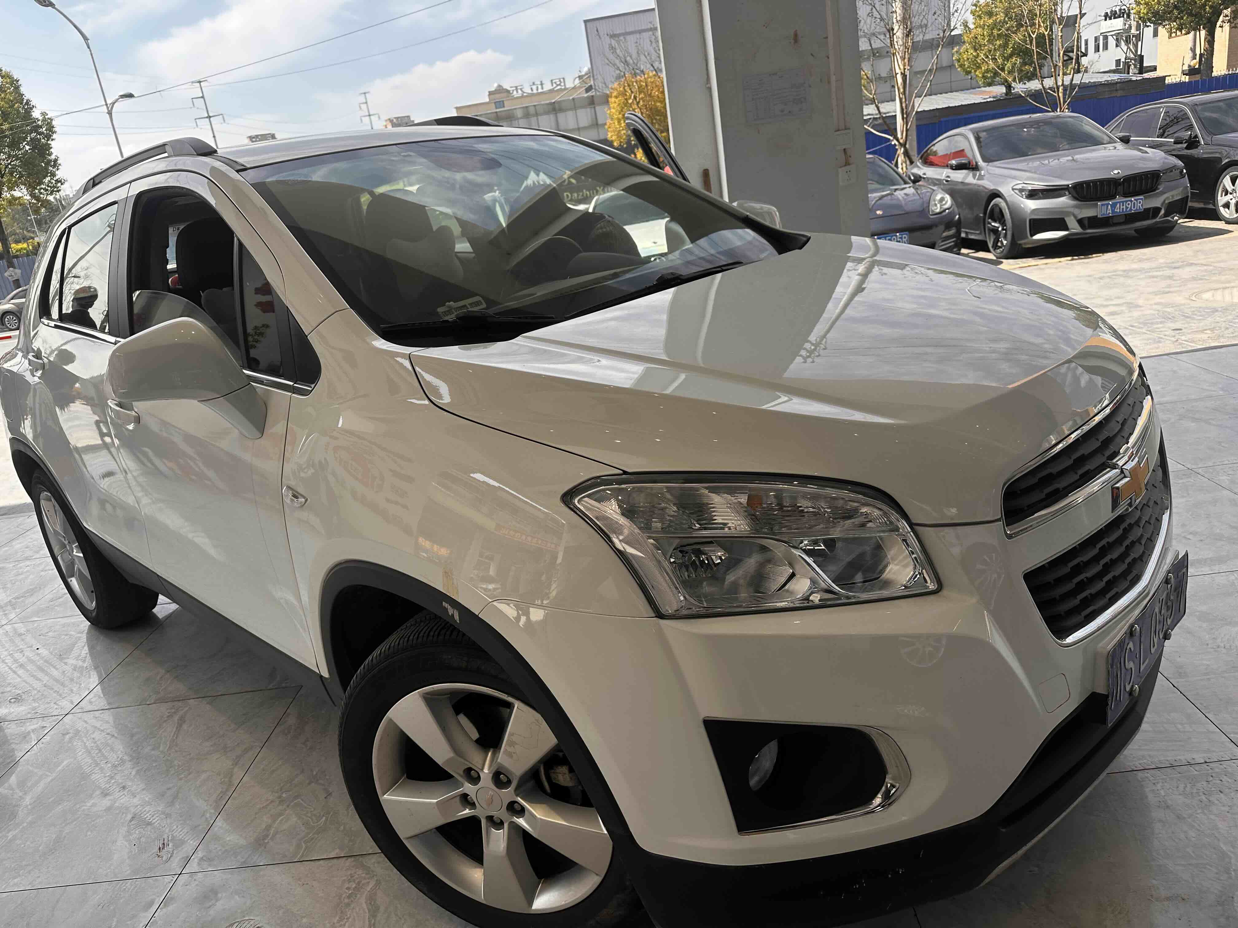 Chevrolet Tracker 2016 car image #2