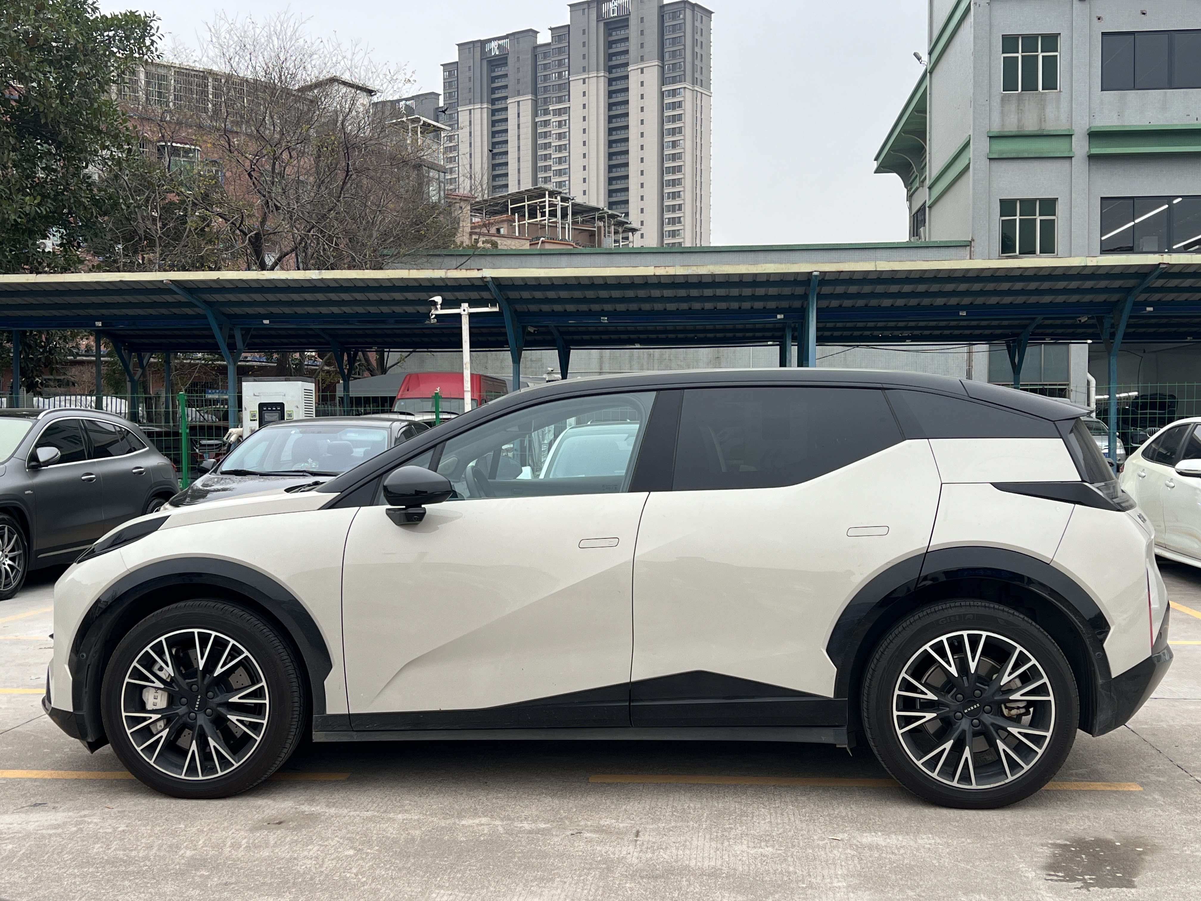 Zeekr X 2023 car image #2