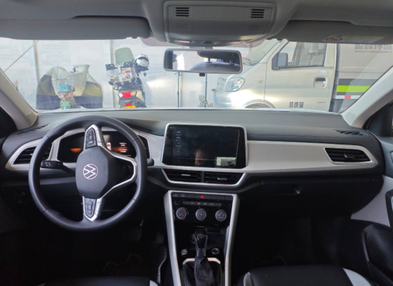 T-Roc 2024 immagine di auto #2