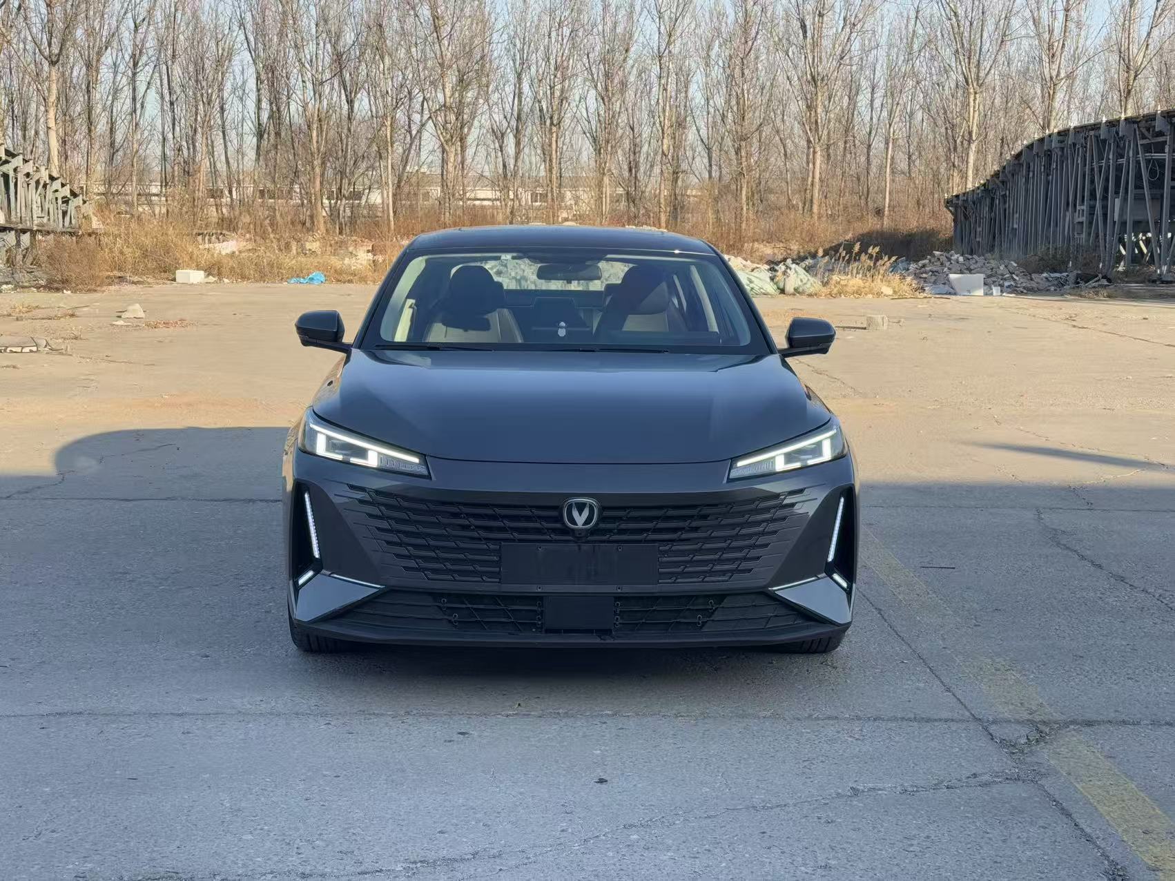 Changan Lamore 2023 #2 Changan Lamore 2023 car image #2