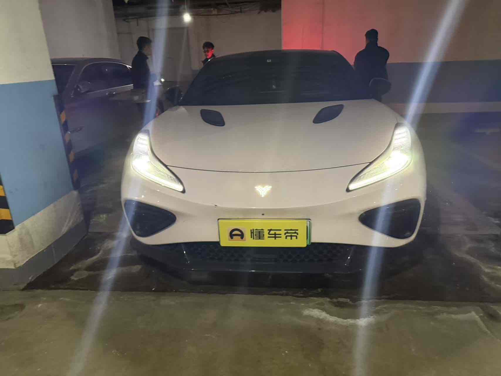 哪吒汽车 哪吒GT 2024 汽车图片 #2