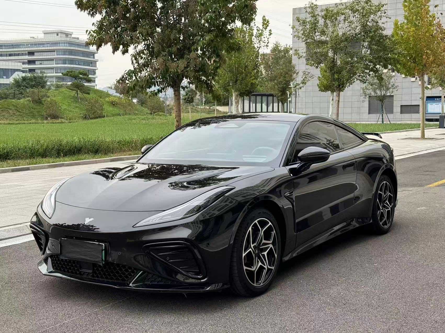 哪吒汽车 哪吒GT 2023 汽车图片 #2