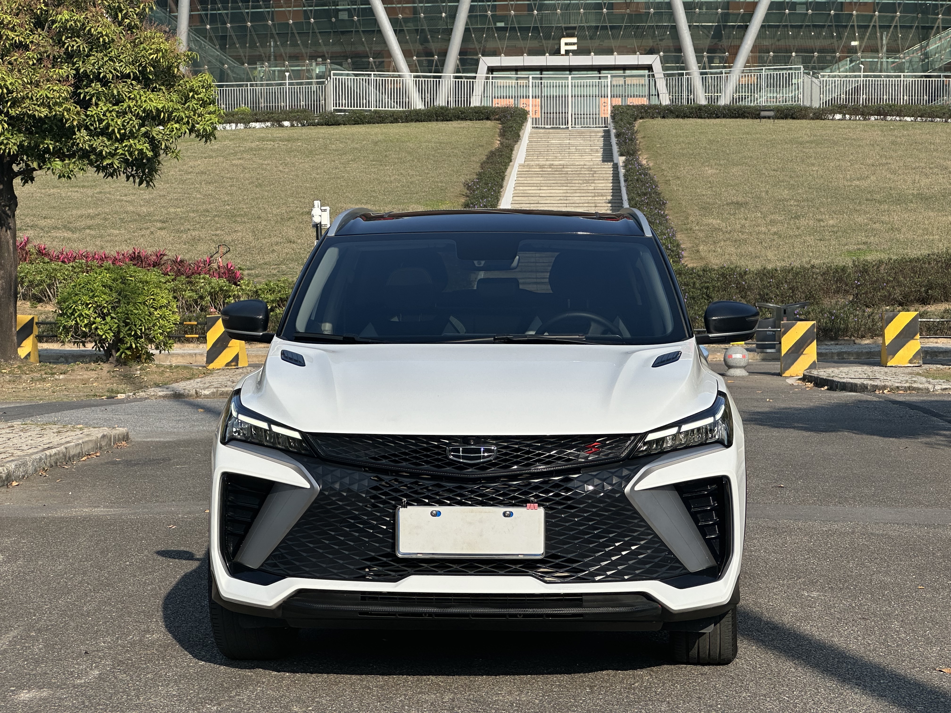 Coolray 2024 car image #2