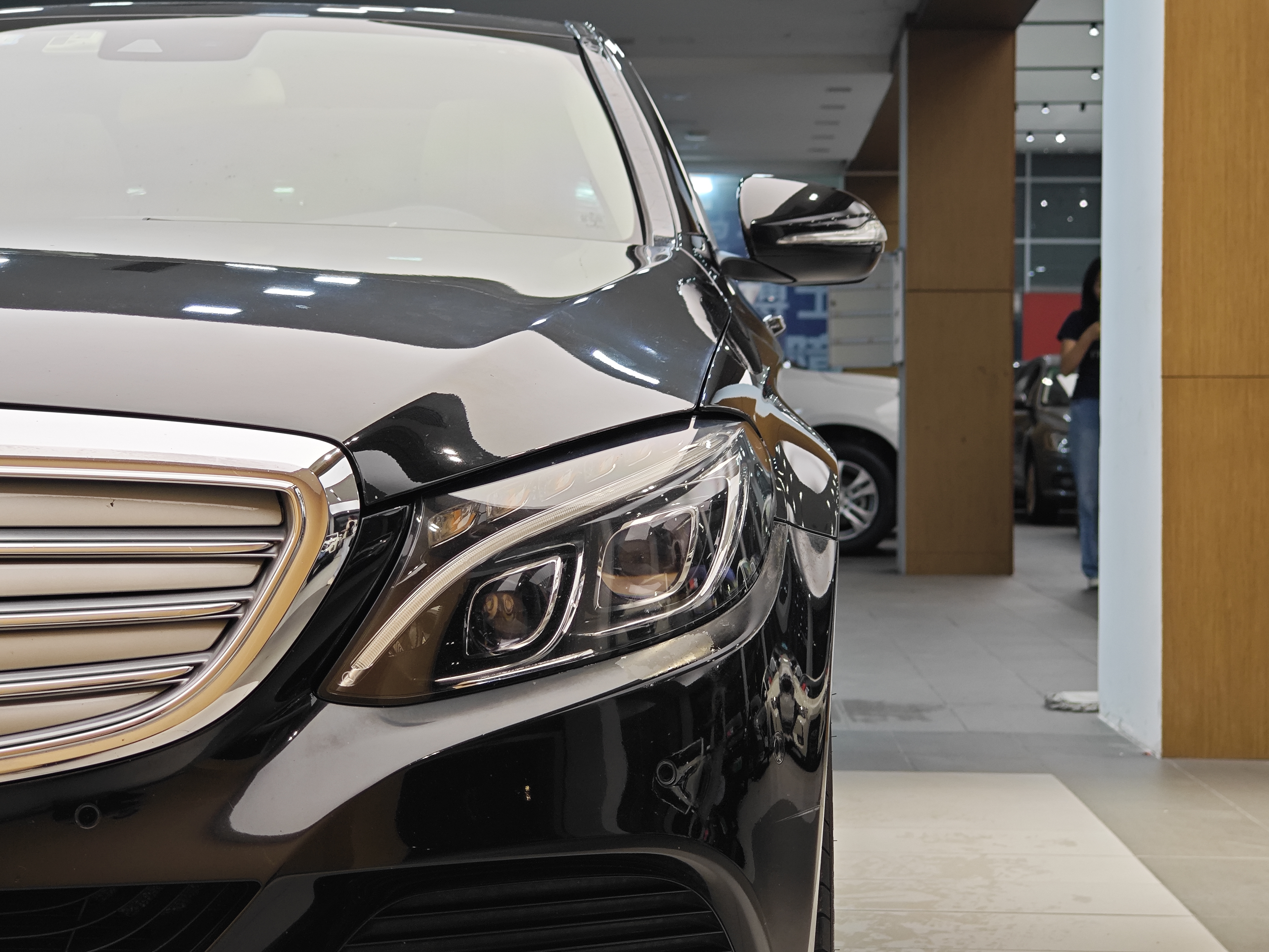 Mercedes-Benz C Class 2015 car image #2