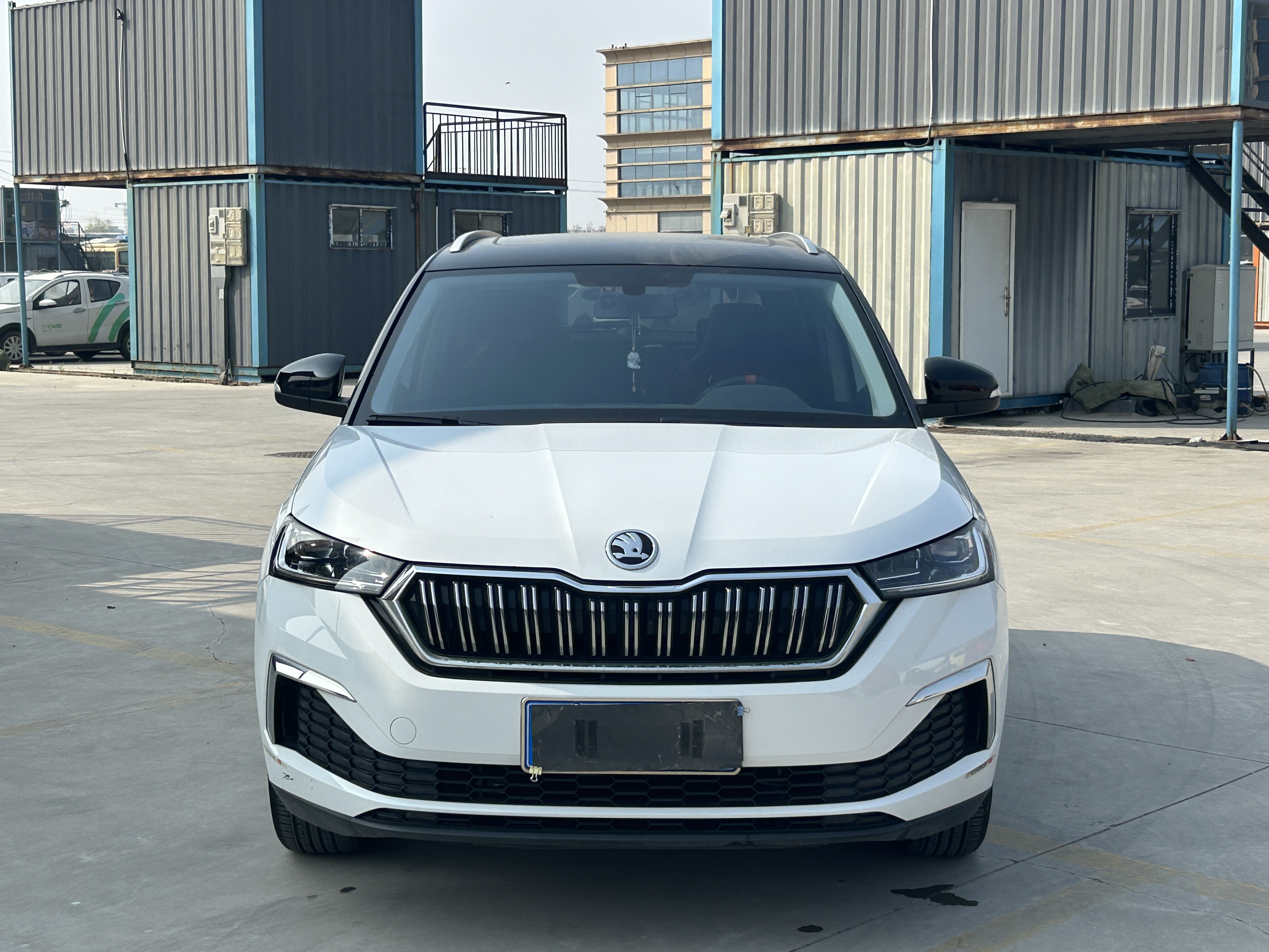 Skoda Kamiq 2024 car image #2