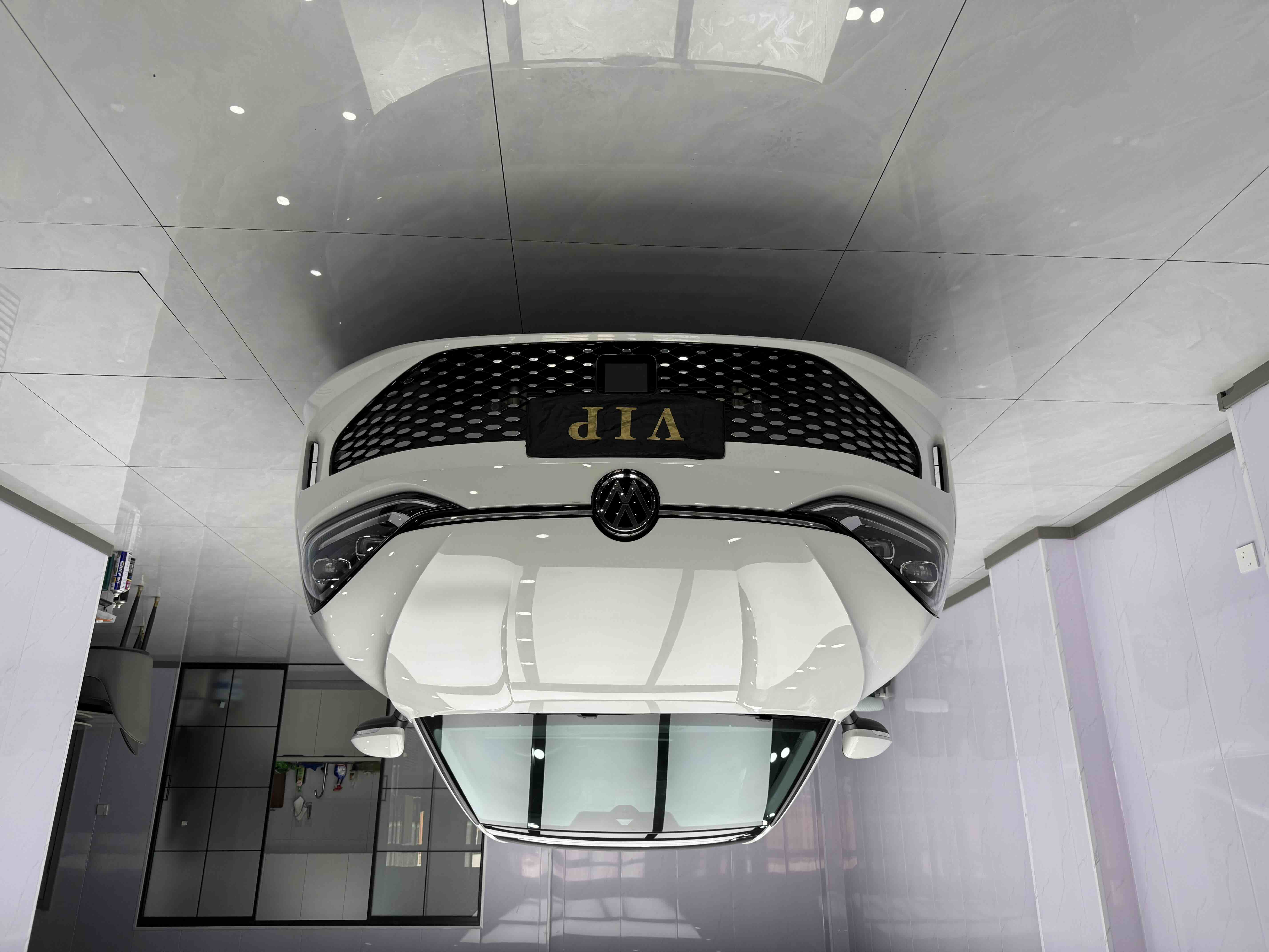 Volkswagen Lamando 2023 car image #2