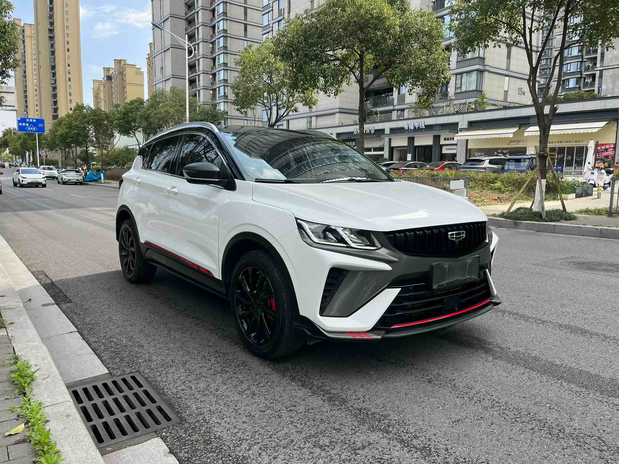 GEELY Coolray 2023 #2 GEELY Coolray 2023 car image #2