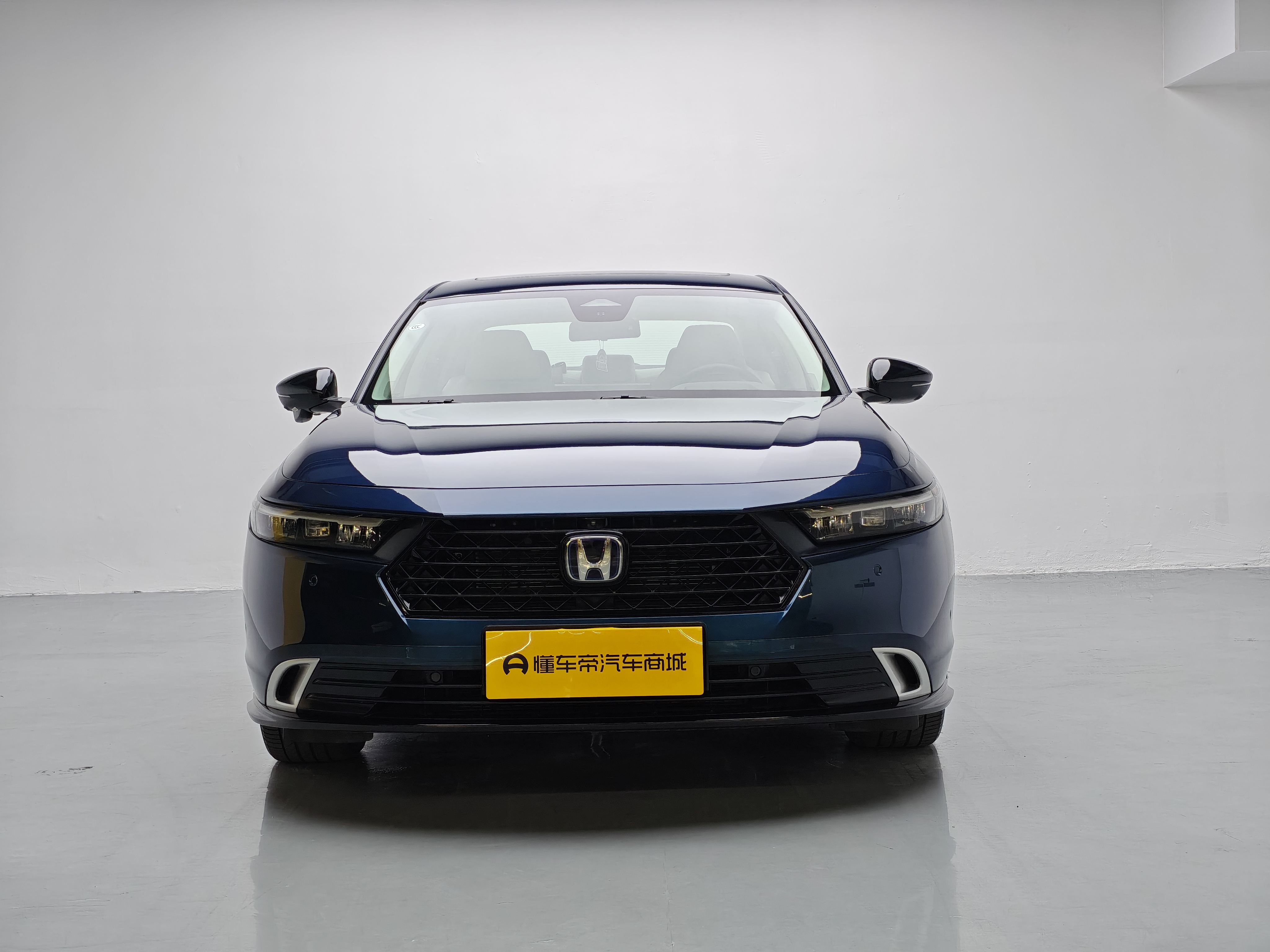 Honda Accord New Energy 2023 car image #2