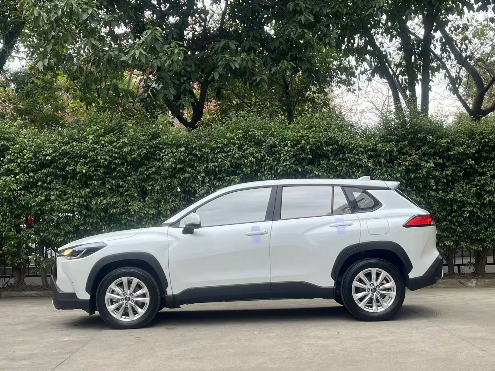 Toyota Corolla Cross 2023 car image #2