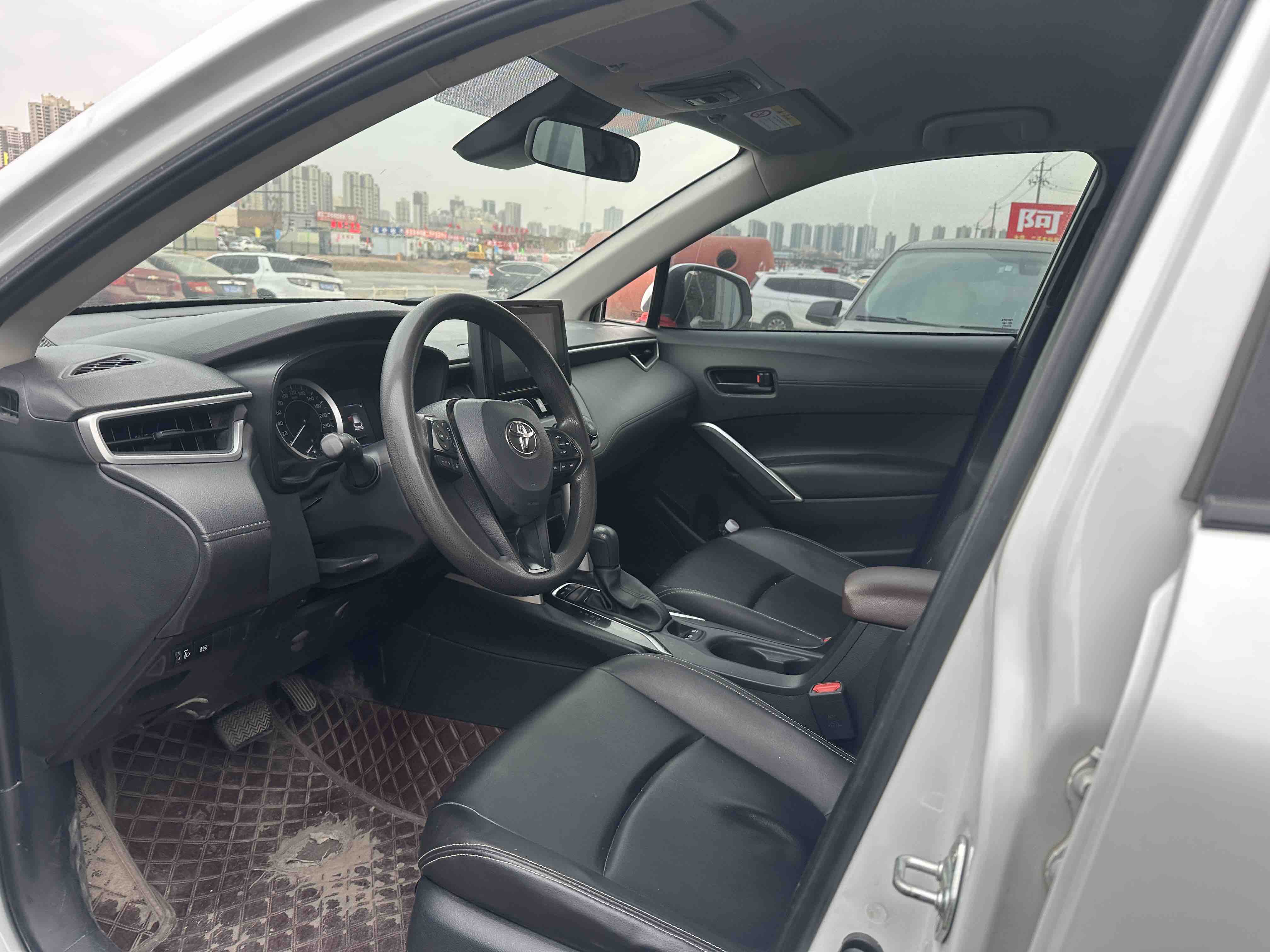 Corolla Cross 2023 #2 Corolla Cross 2023 car image #2