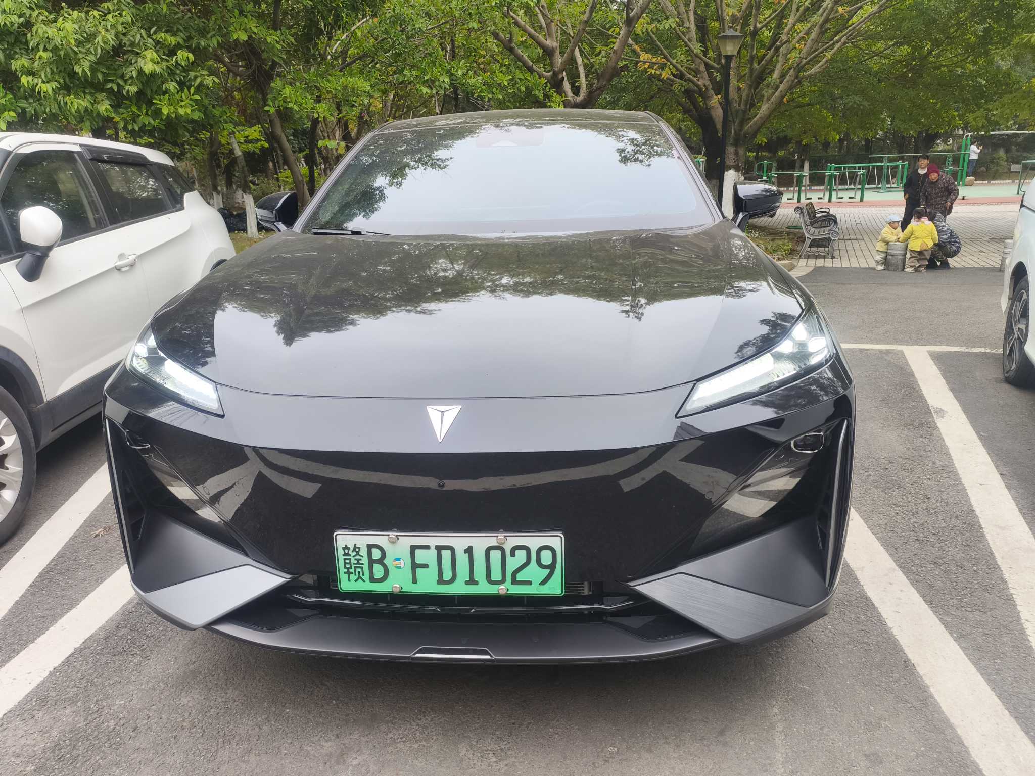 Deepal S07 2023 immagine di auto #2