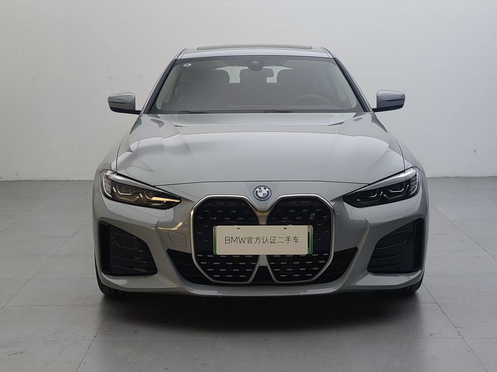 BMW i4 2025 #2 BMW i4 2025 car image #2