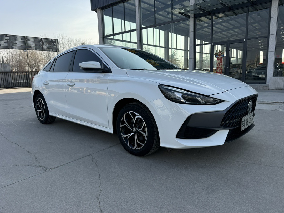MG 5 2024 car image #2