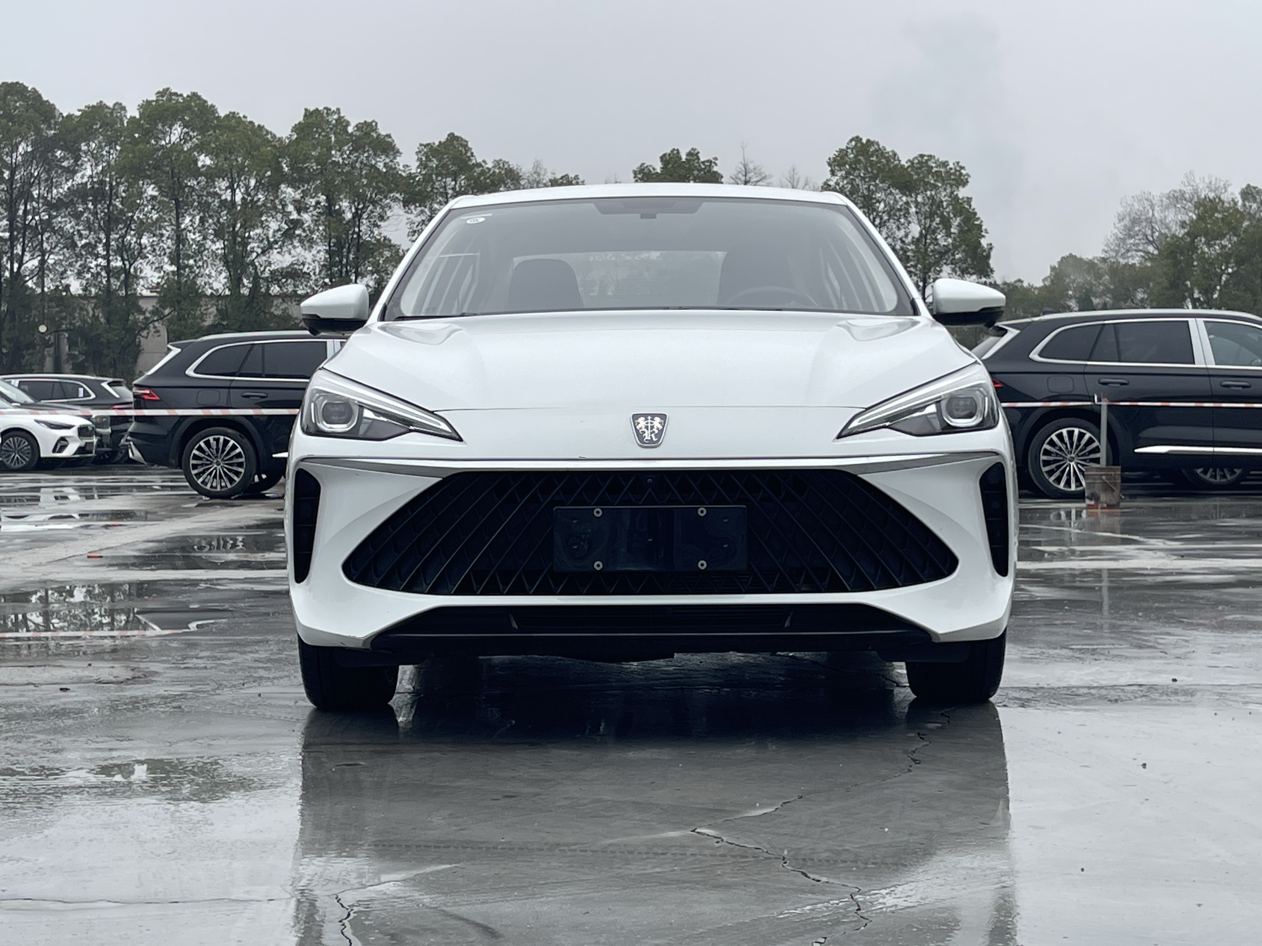 荣威 荣威i5 2023 汽车图片 #2