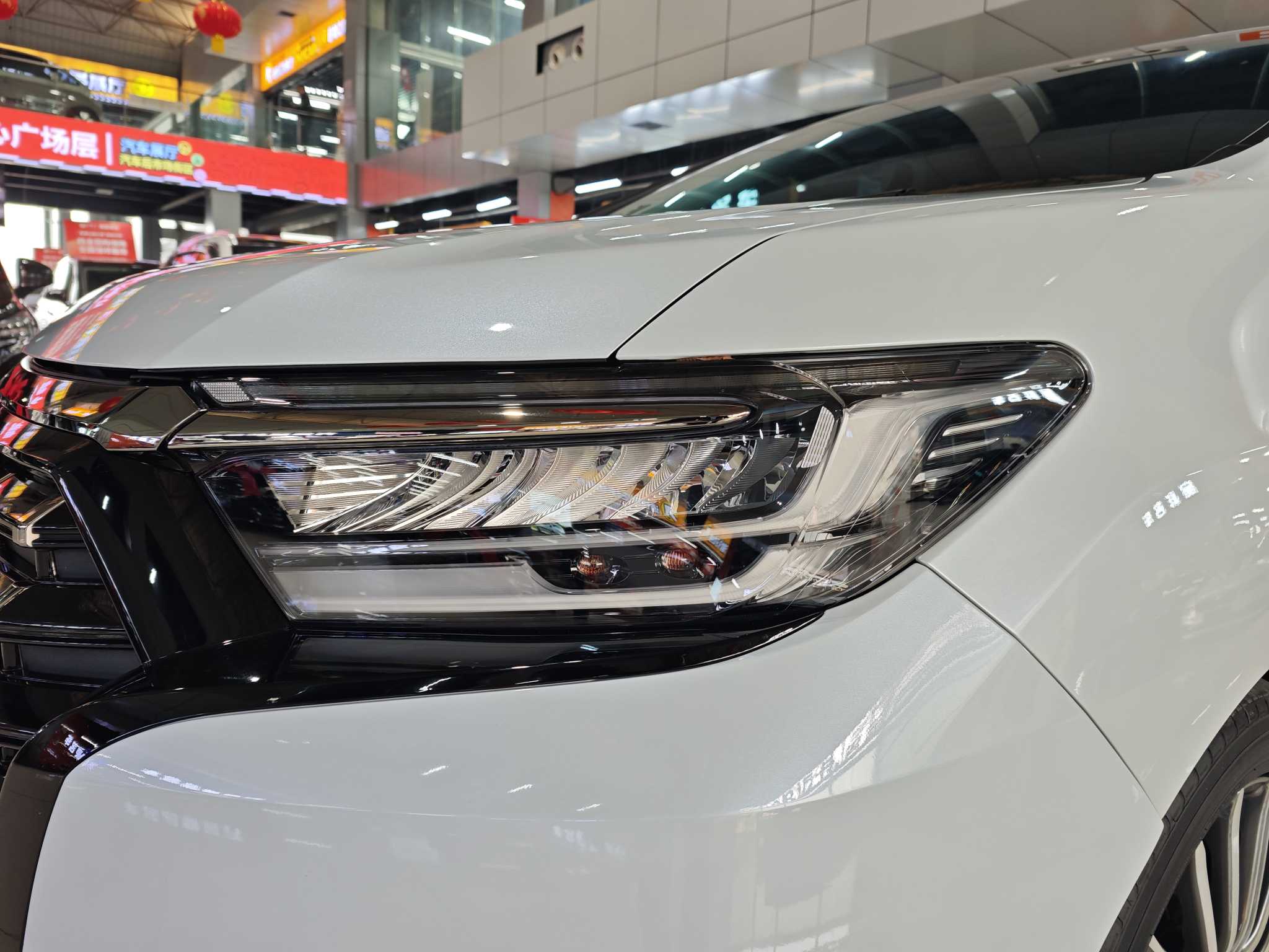 Honda Elysion 2024 car image #2