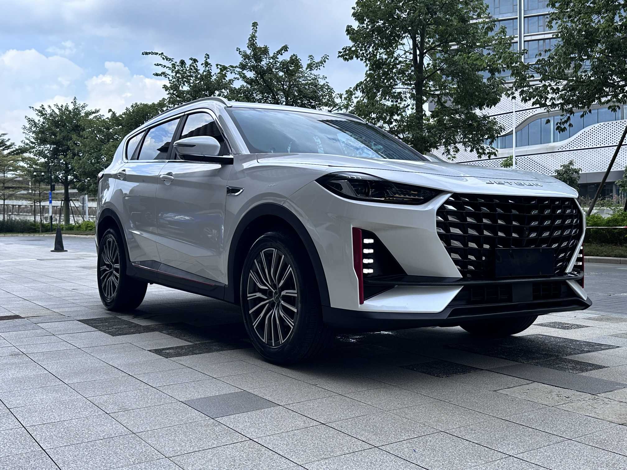 Jetour X70 PRO 2023 #2 Jetour X70 PRO 2023 car image #2