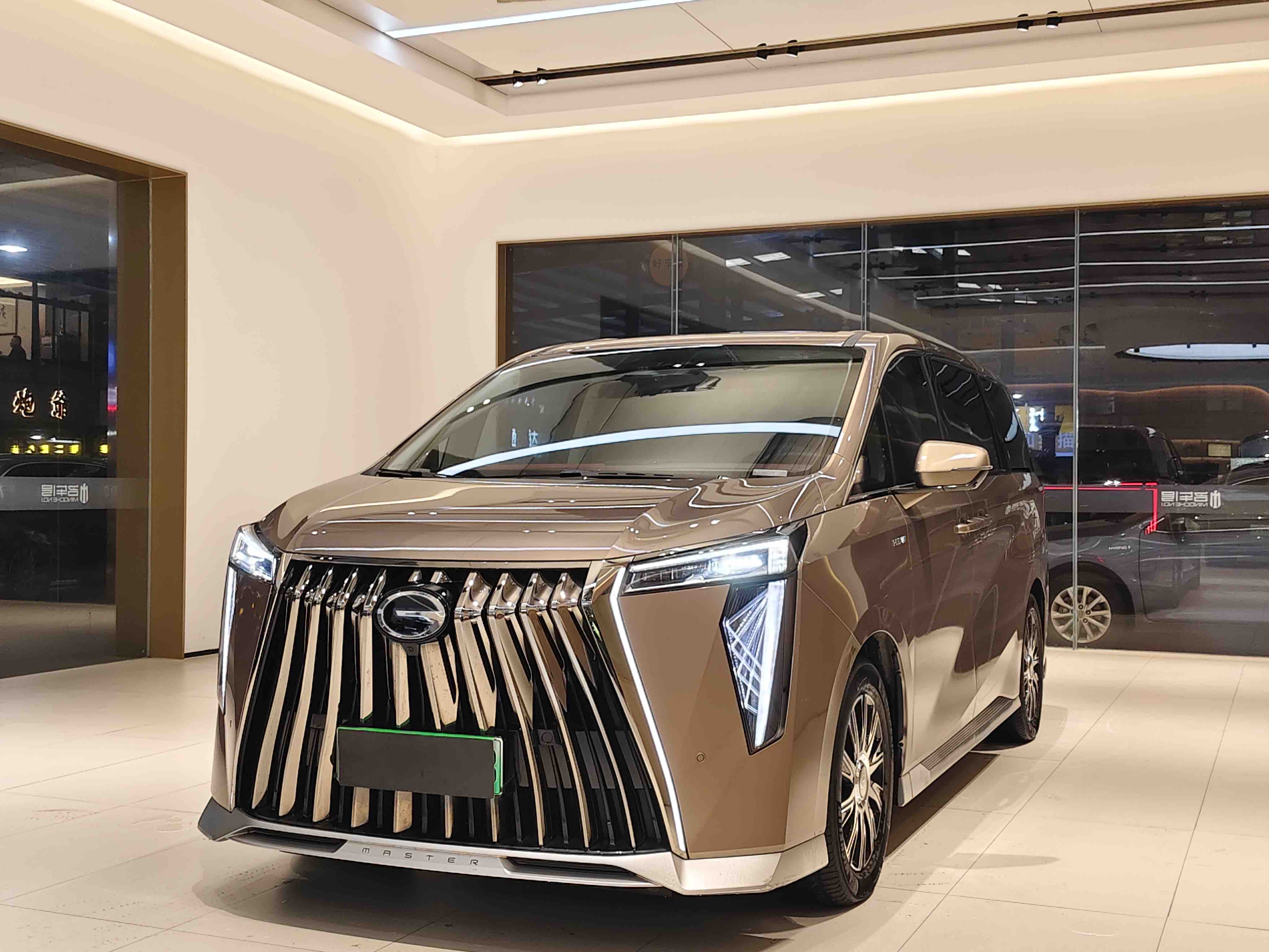 GAC Trumpchi E9 2023 car image #2