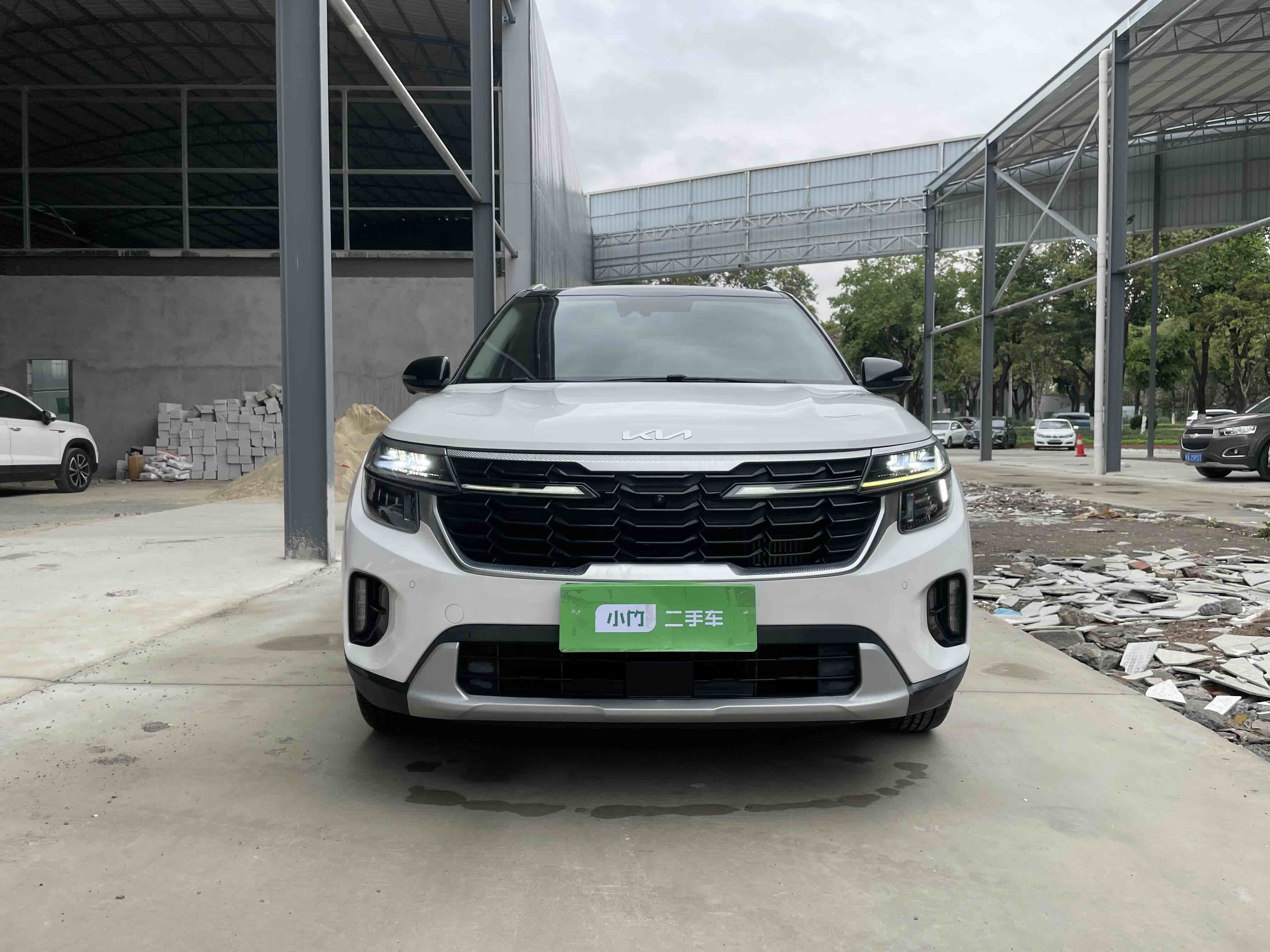 Kia Seltos 2024 imagen de coche #2
