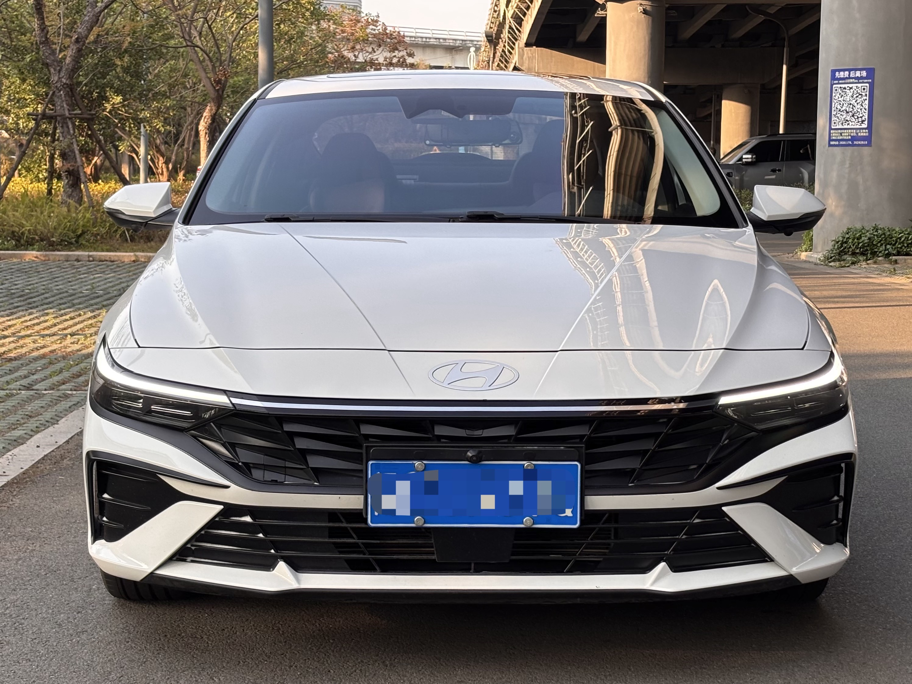 Hyundai Elantra 2024 immagine di auto #2