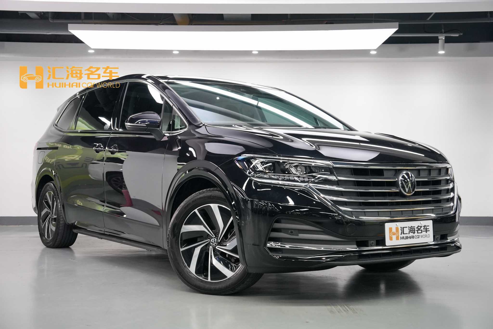 Volkswagen Viloran 2025 #2 Volkswagen Viloran 2025 car image #2