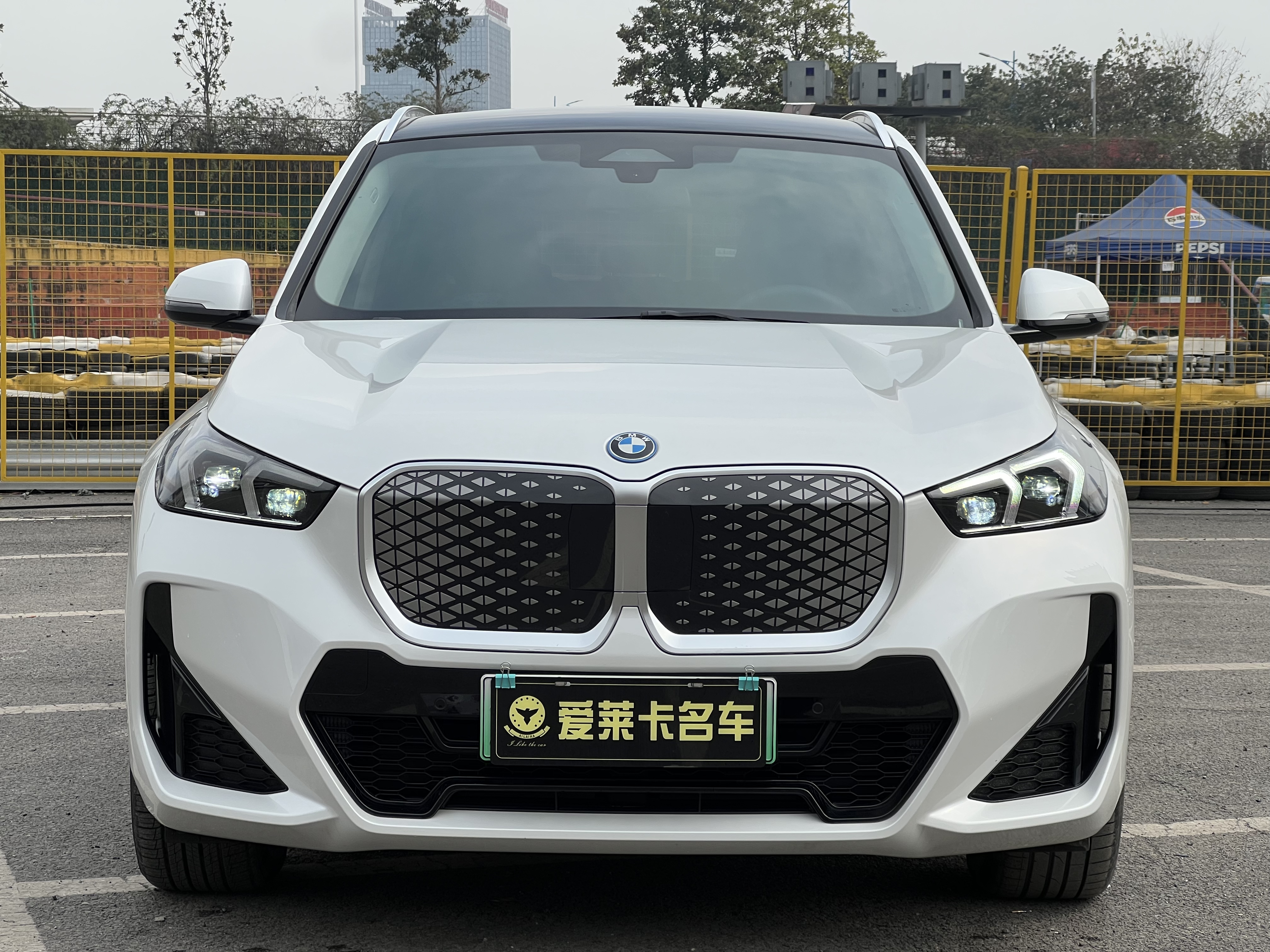 BMW iX1 2025 #2 BMW iX1 2025 immagine di auto #2