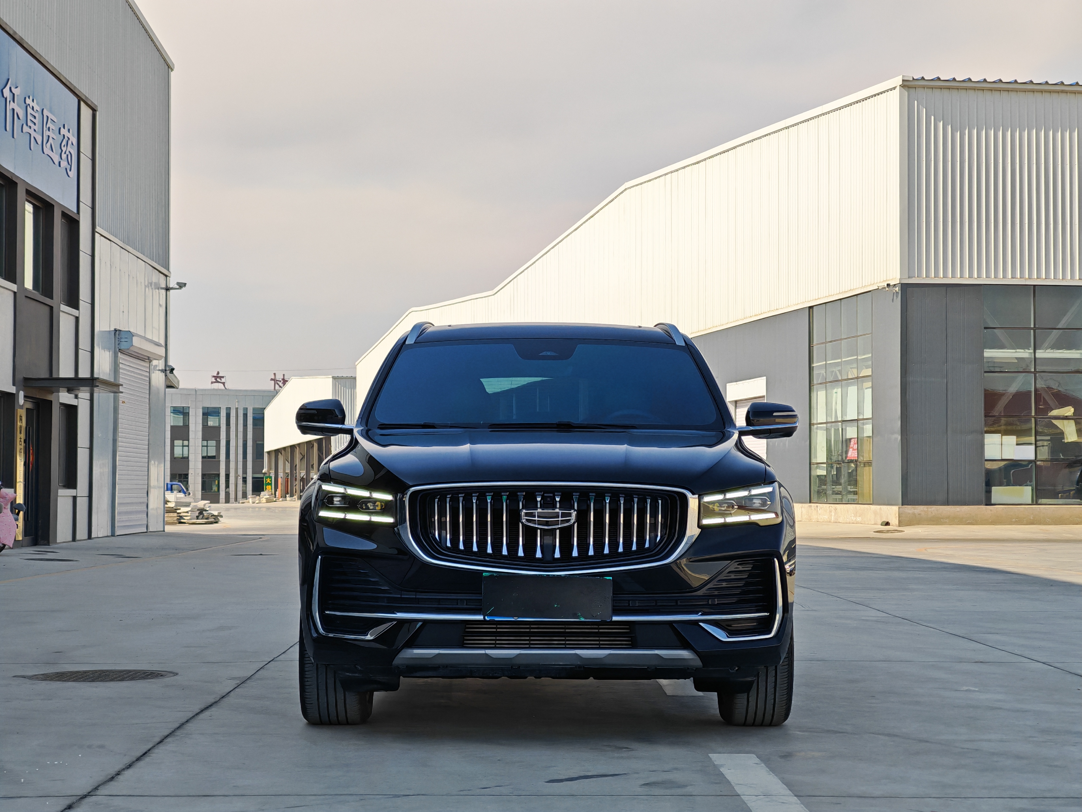 GEELY Monjaro 2024 car image #2