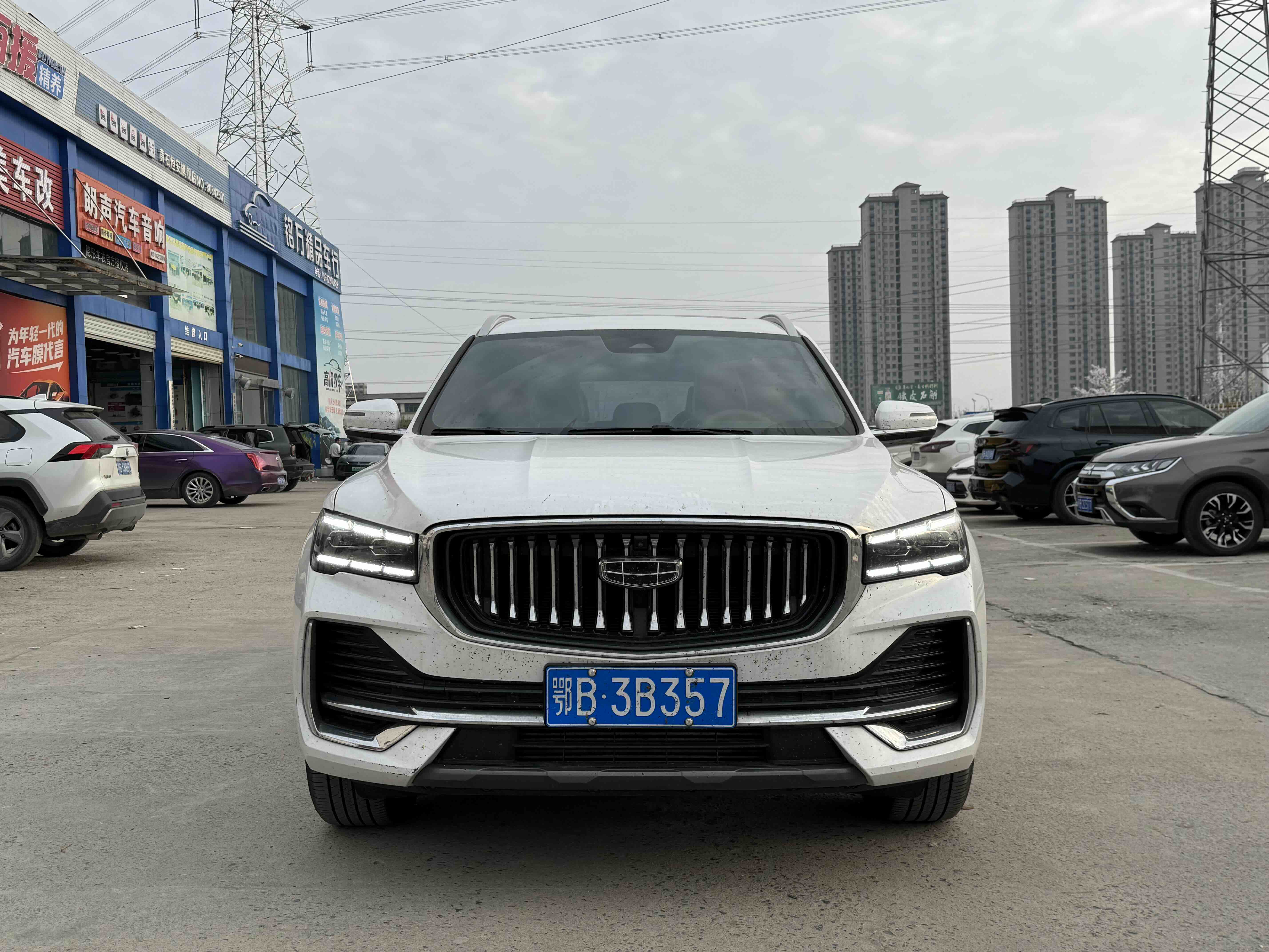 GEELY Monjaro 2024 car image #2