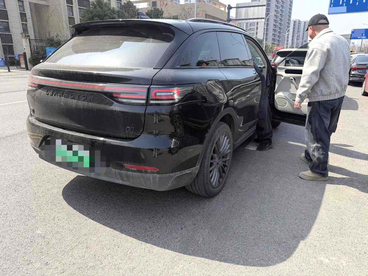 零跑汽车 零跑C11 2023 汽车图片 #2