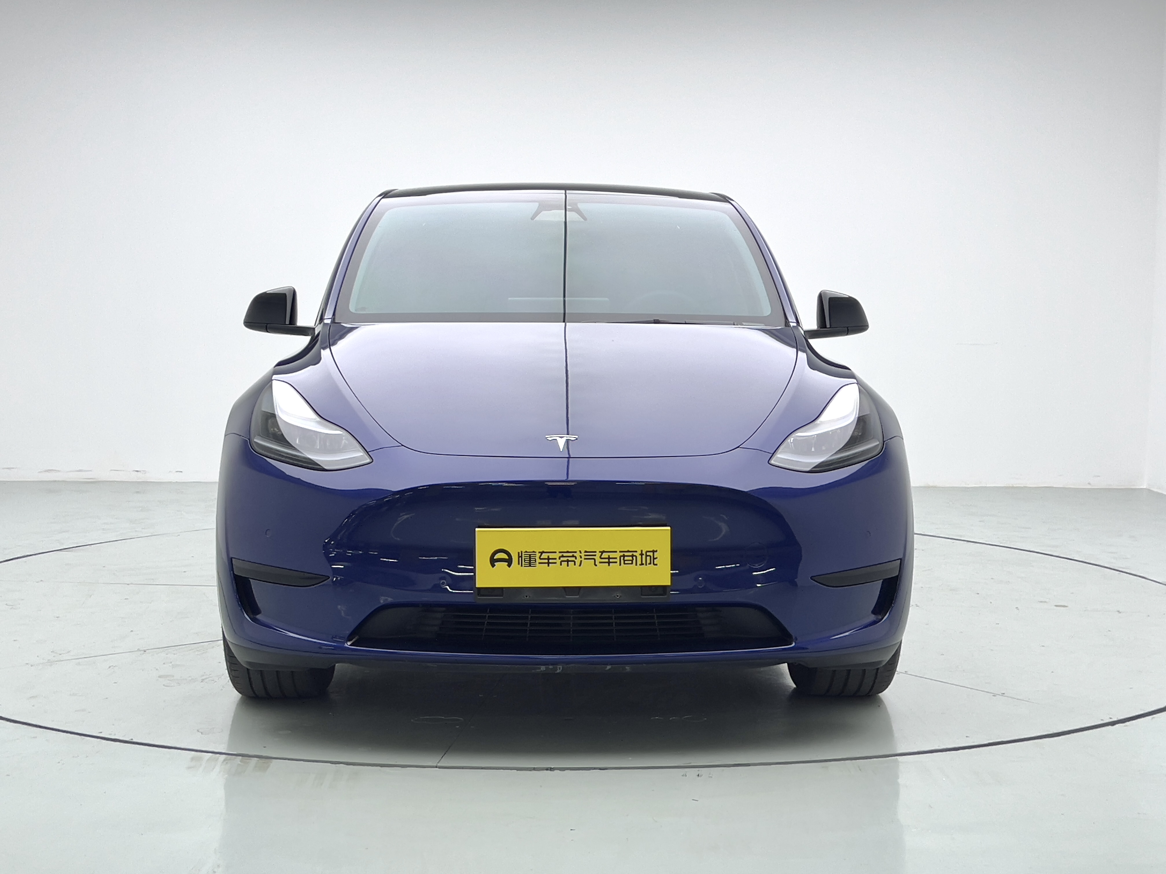 Tesla Model Y 2023 #2 Tesla Model Y 2023 car image #2