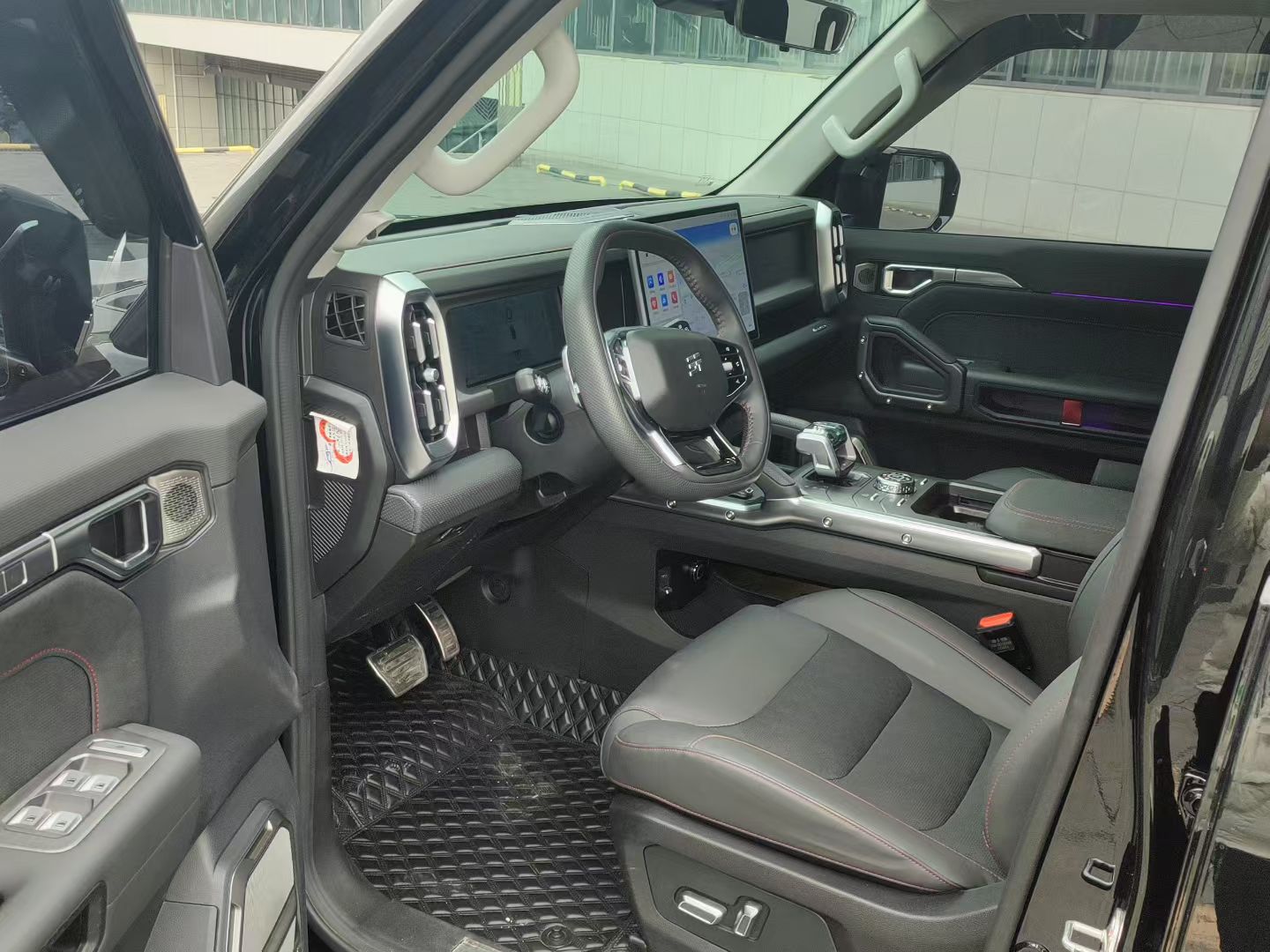 Jetour Traveller 2024 car image #2