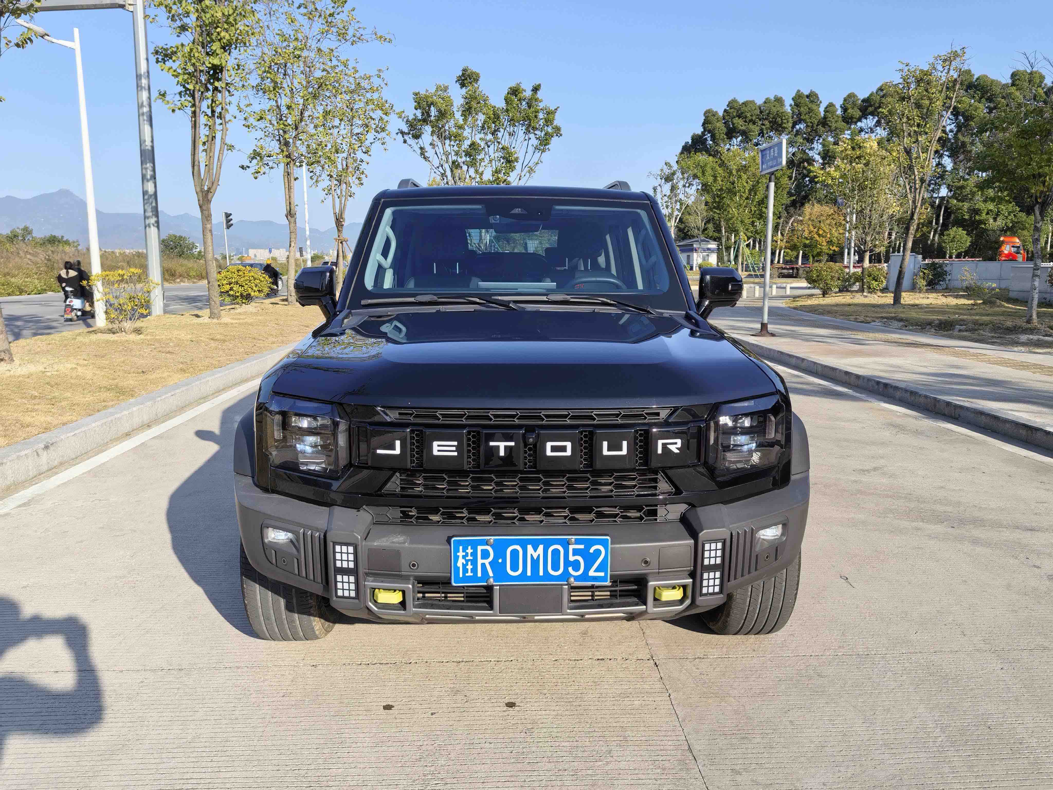 Jetour Traveller 2023 car image #2