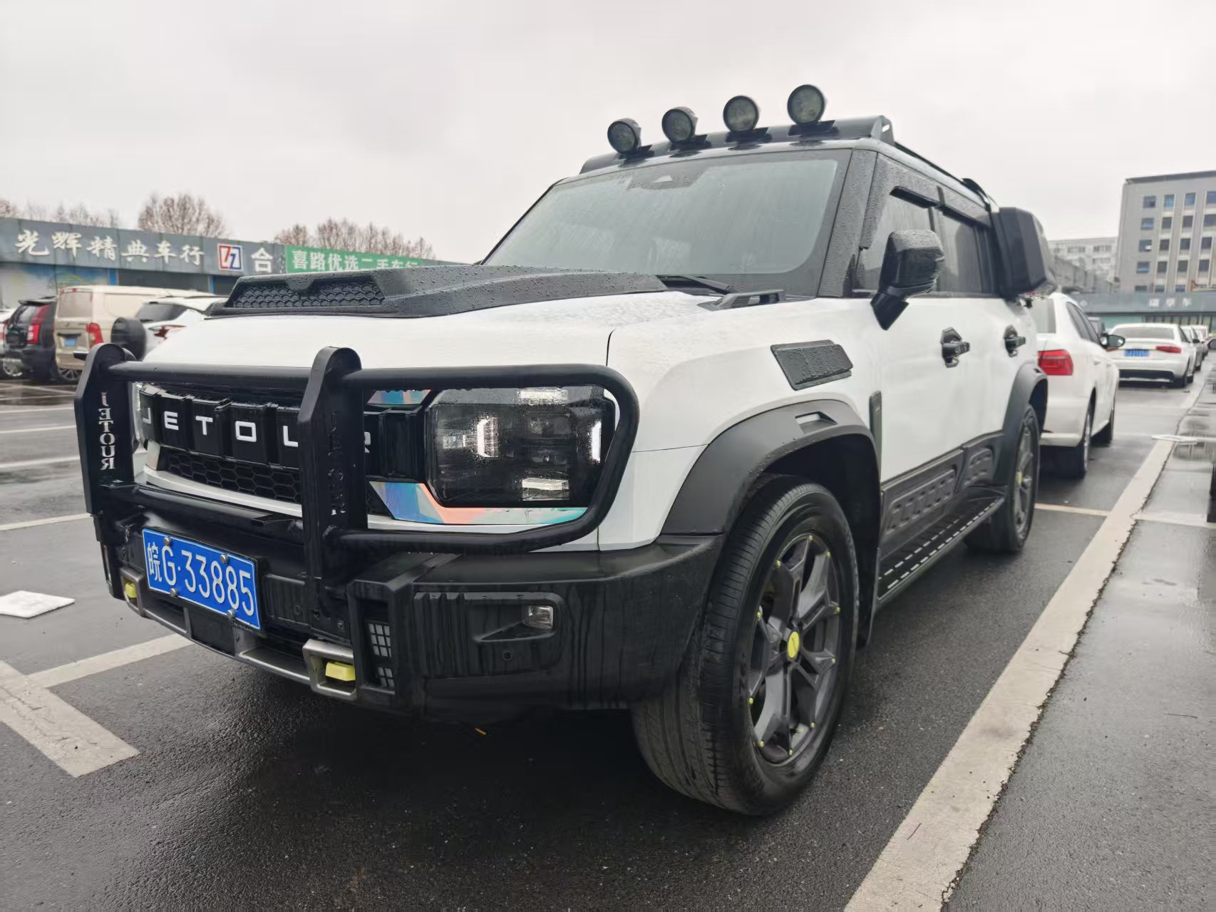 Jetour Traveller 2023 car image #2
