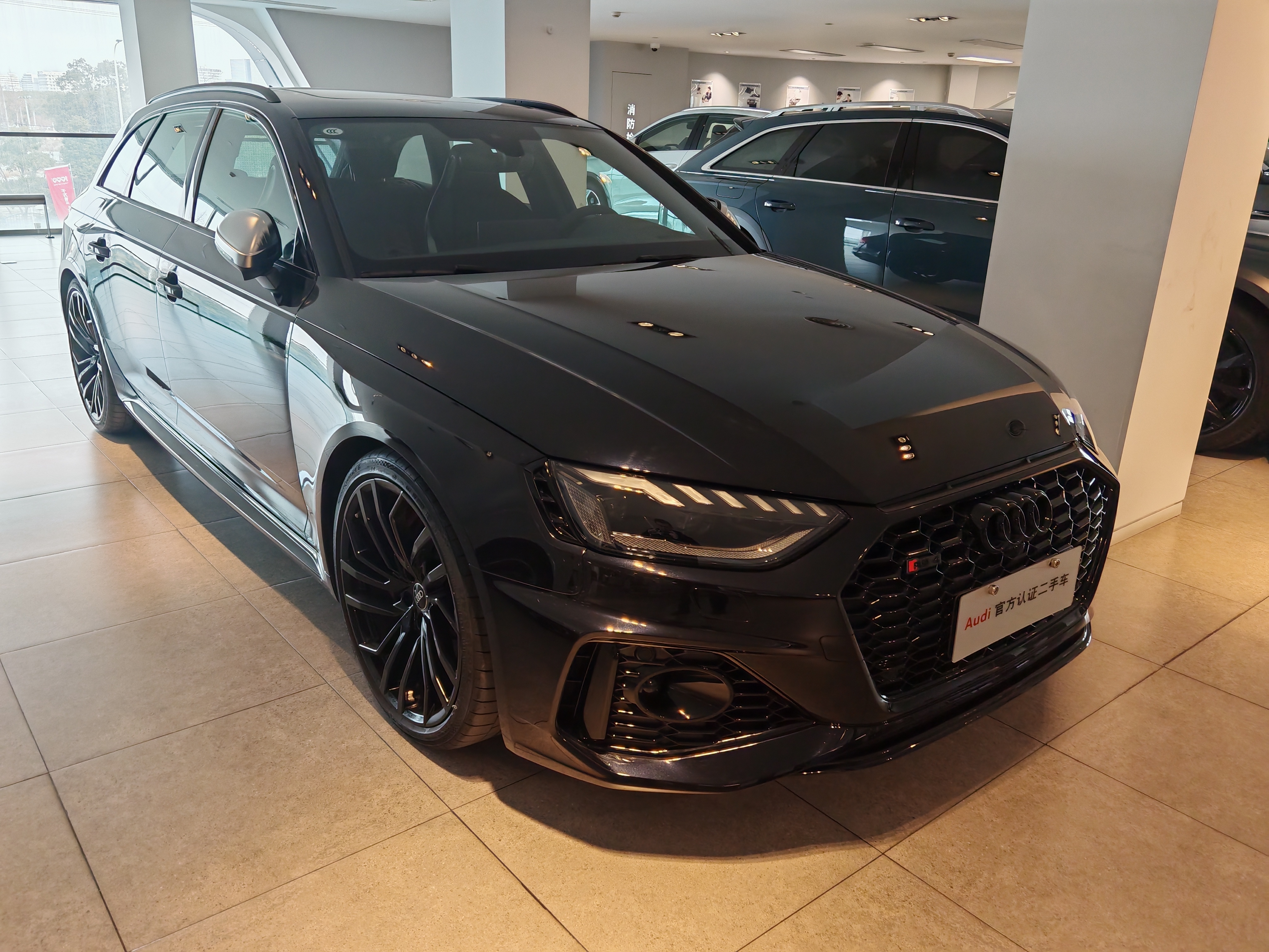 Audi RS 4 2024 #2 Audi RS 4 2024 car image #2