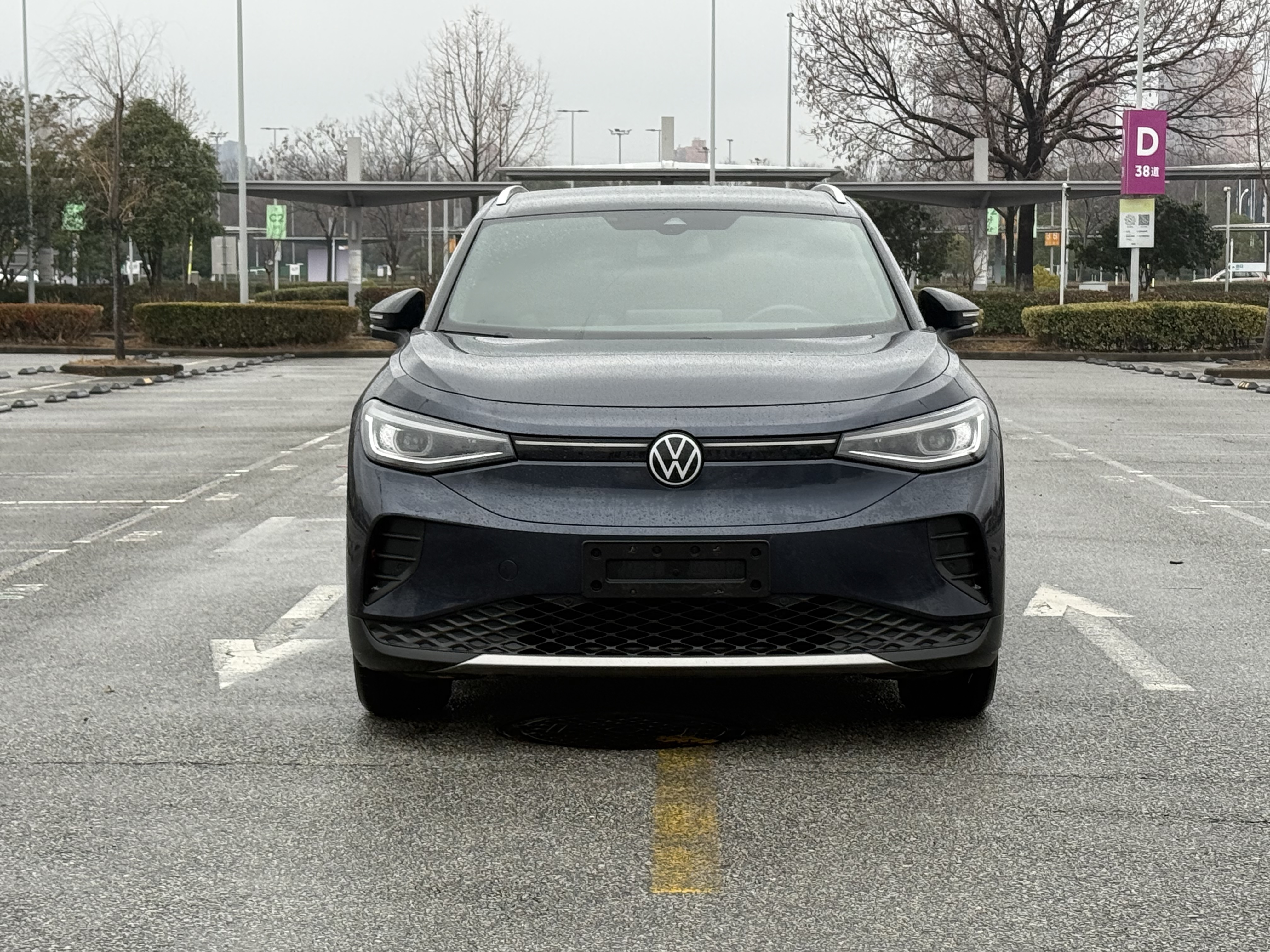 Volkswagen ID.4 Crozz 2023 car image #2