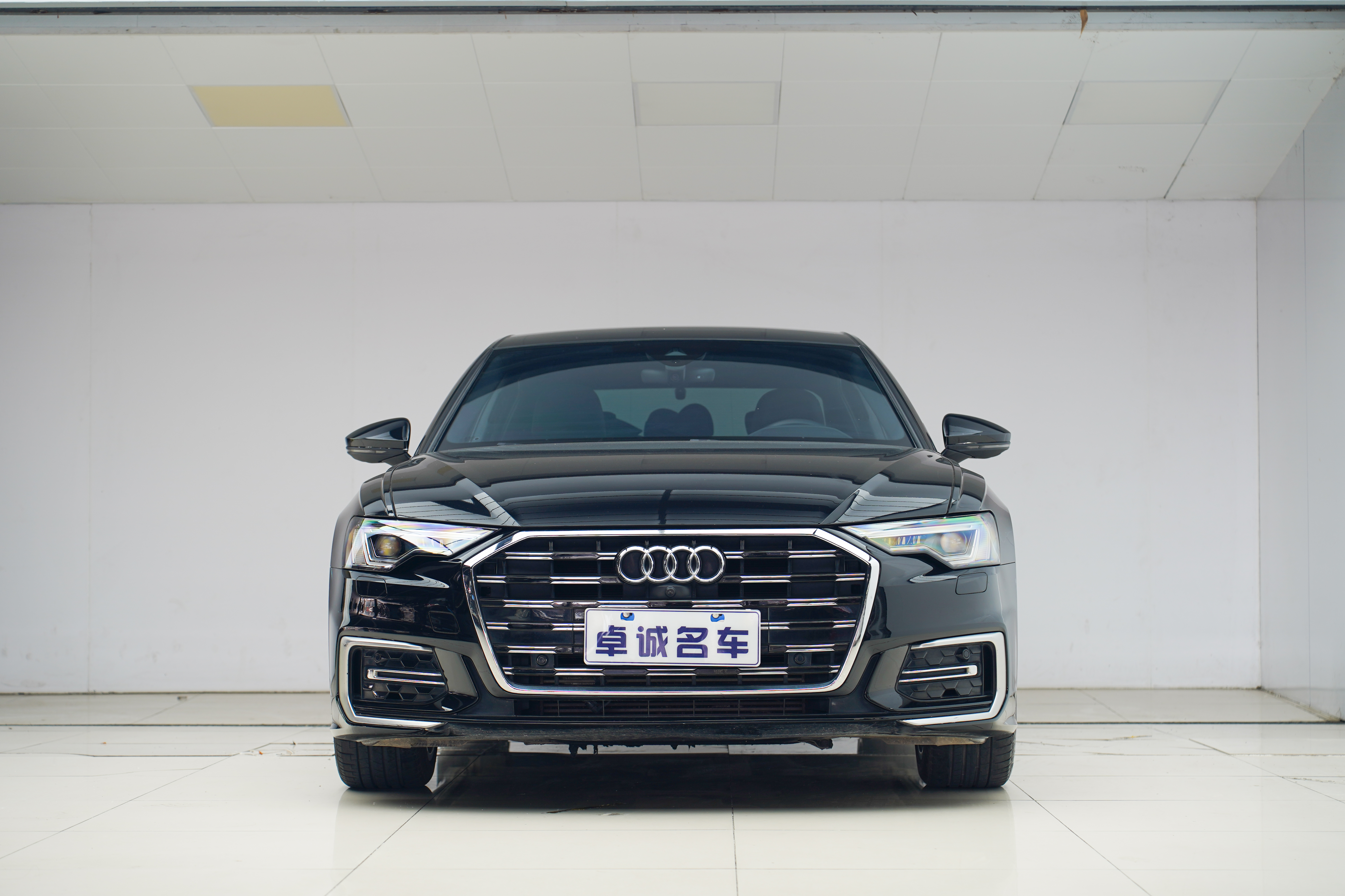 Audi A6L 2023 car image #2
