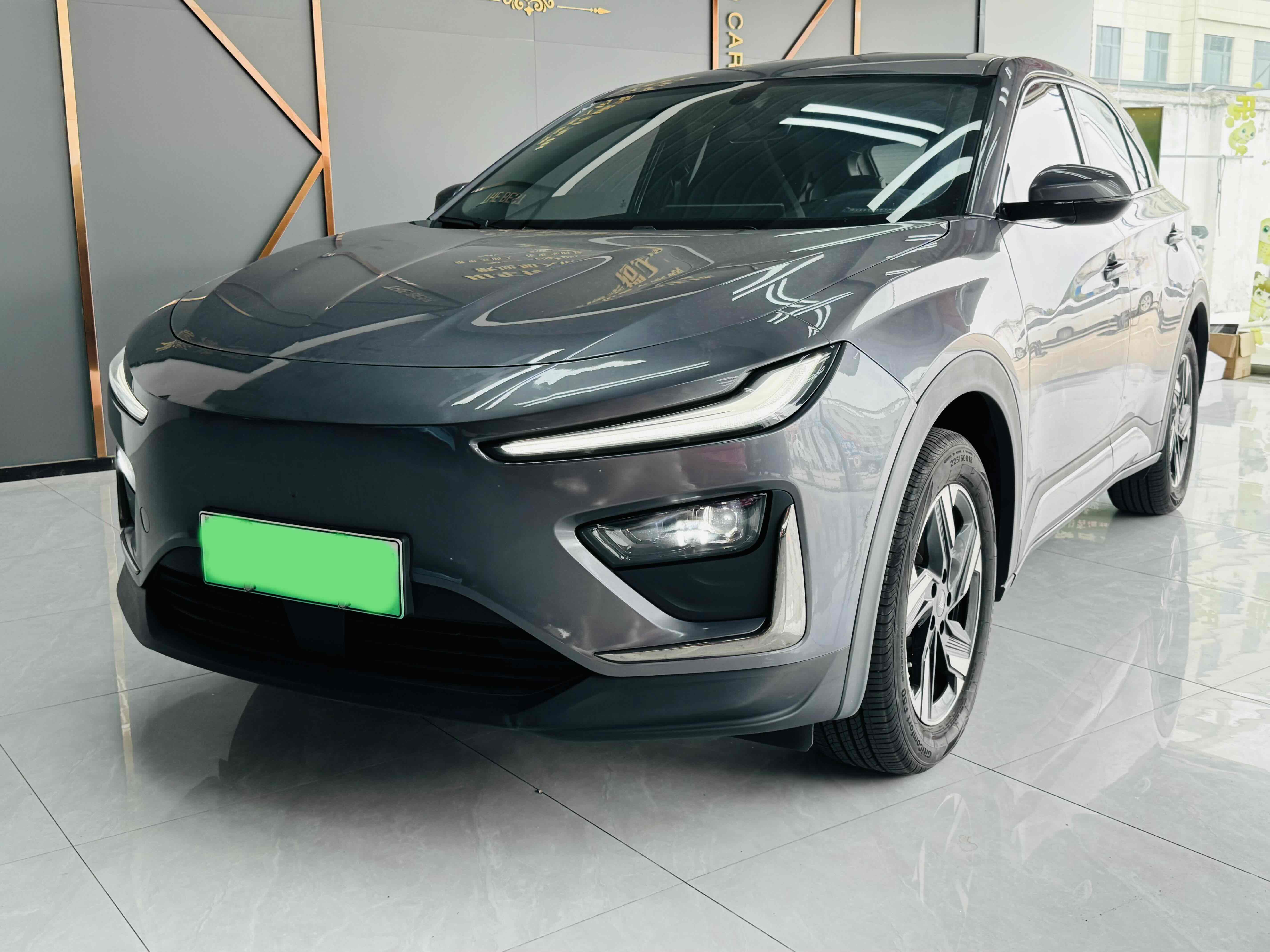 哪吒汽车 哪吒X 2023 #2 哪吒汽车 哪吒X 2023 汽车图片 #2