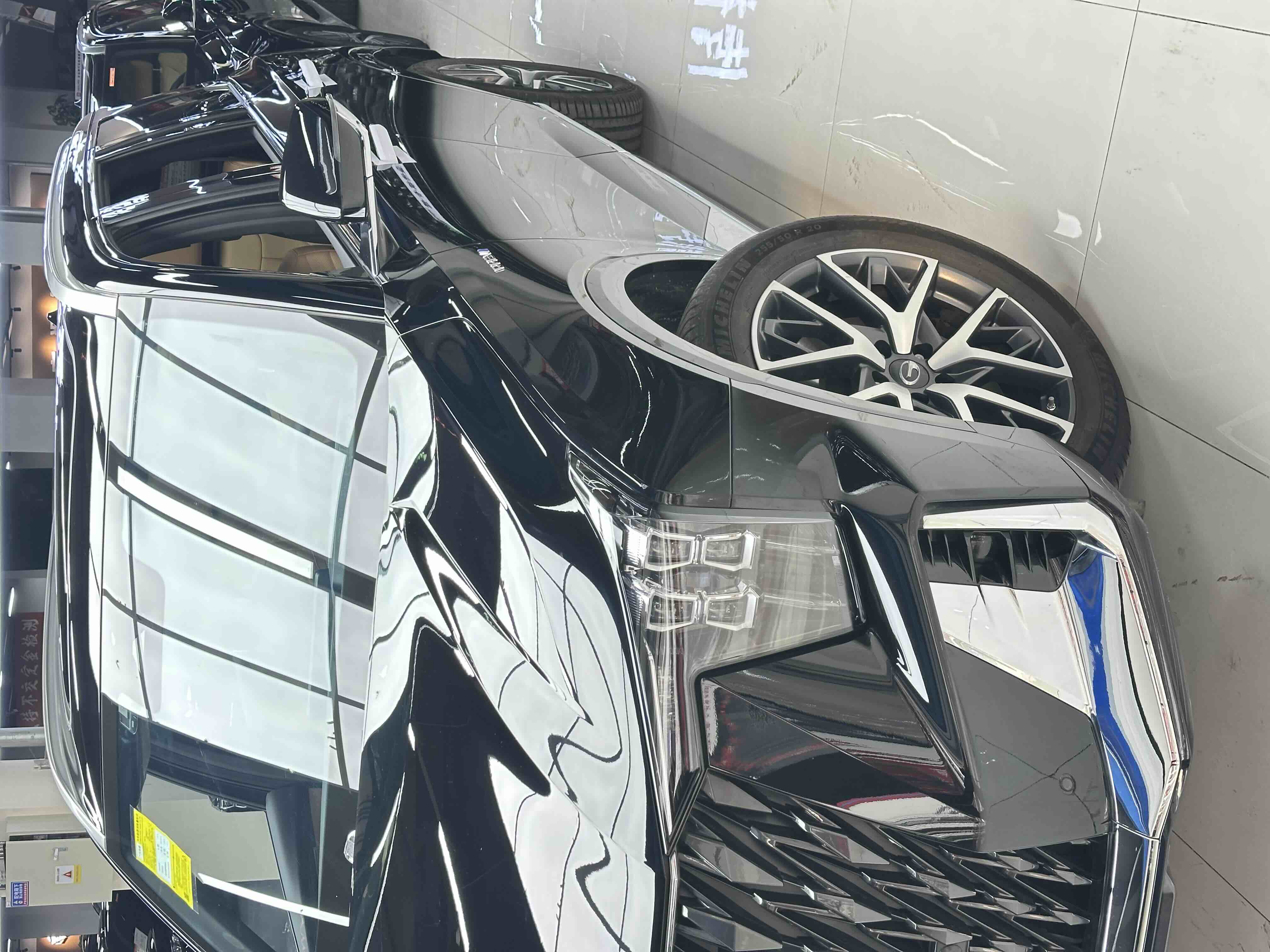 GAC Trumpchi ES9 2024 car image #2