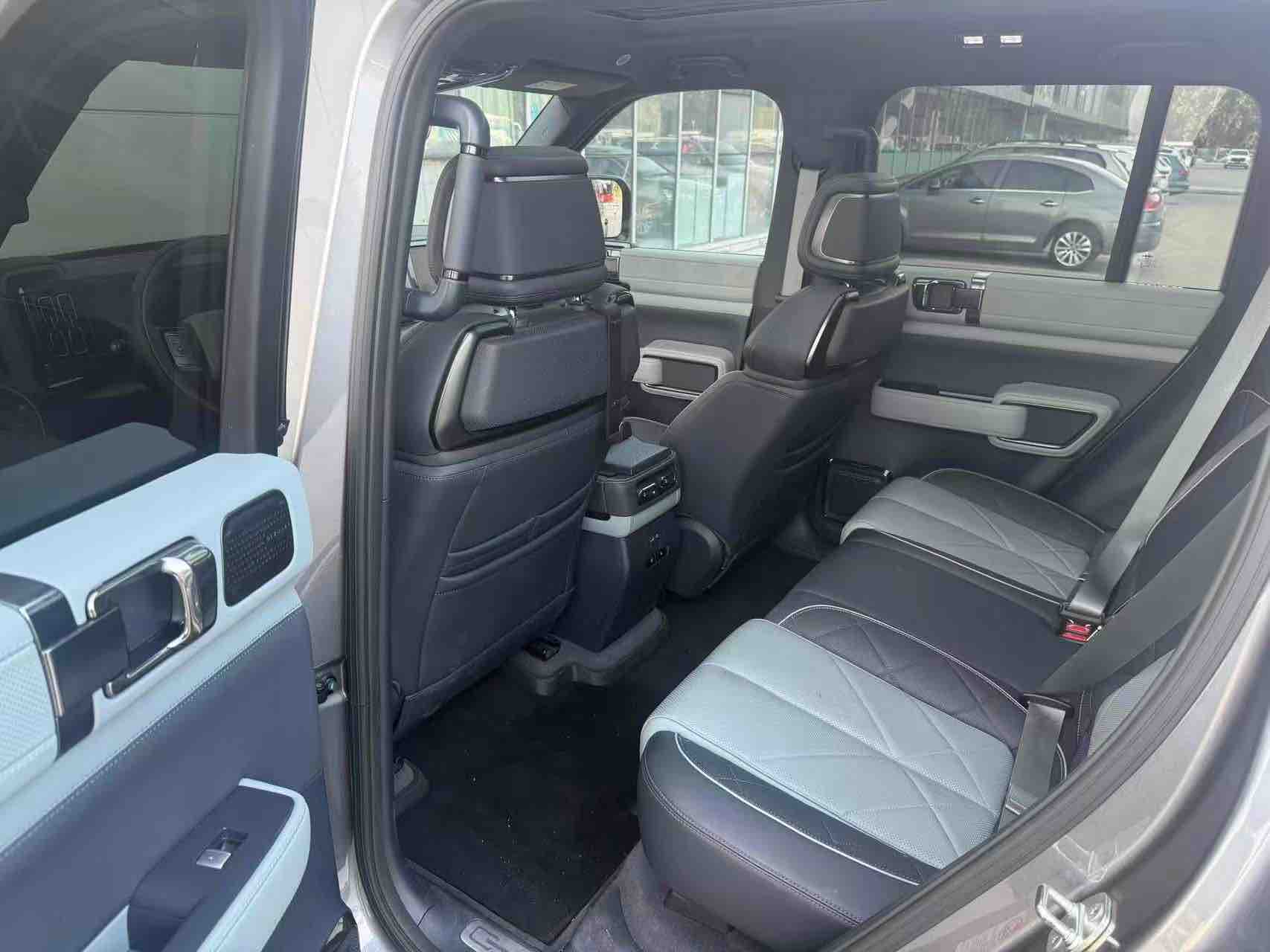 FangChengBao Leopard 5 2024 car image #2