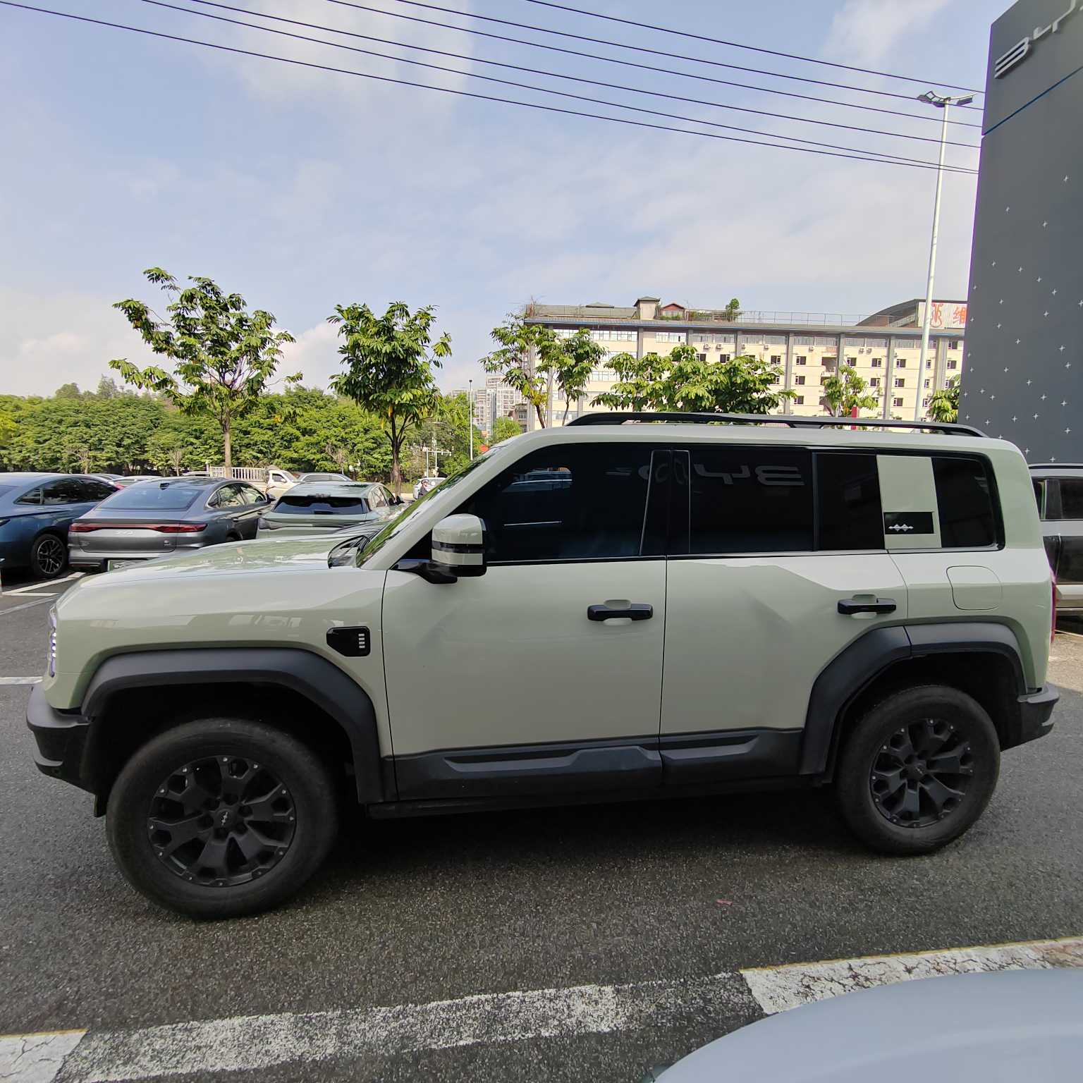 FangChengBao Leopard 5 2024 car image #2