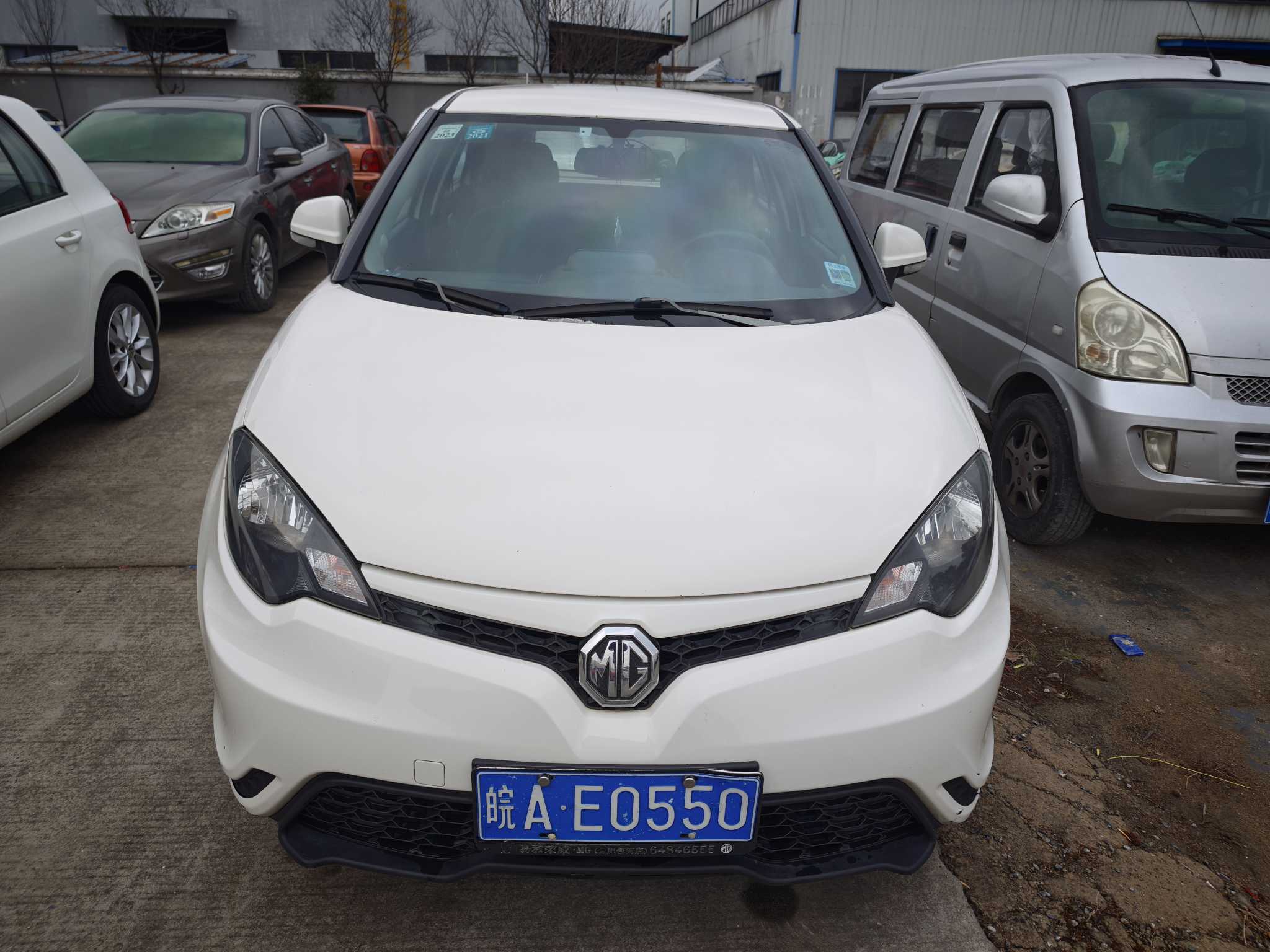 MG 3 2015 car image #2