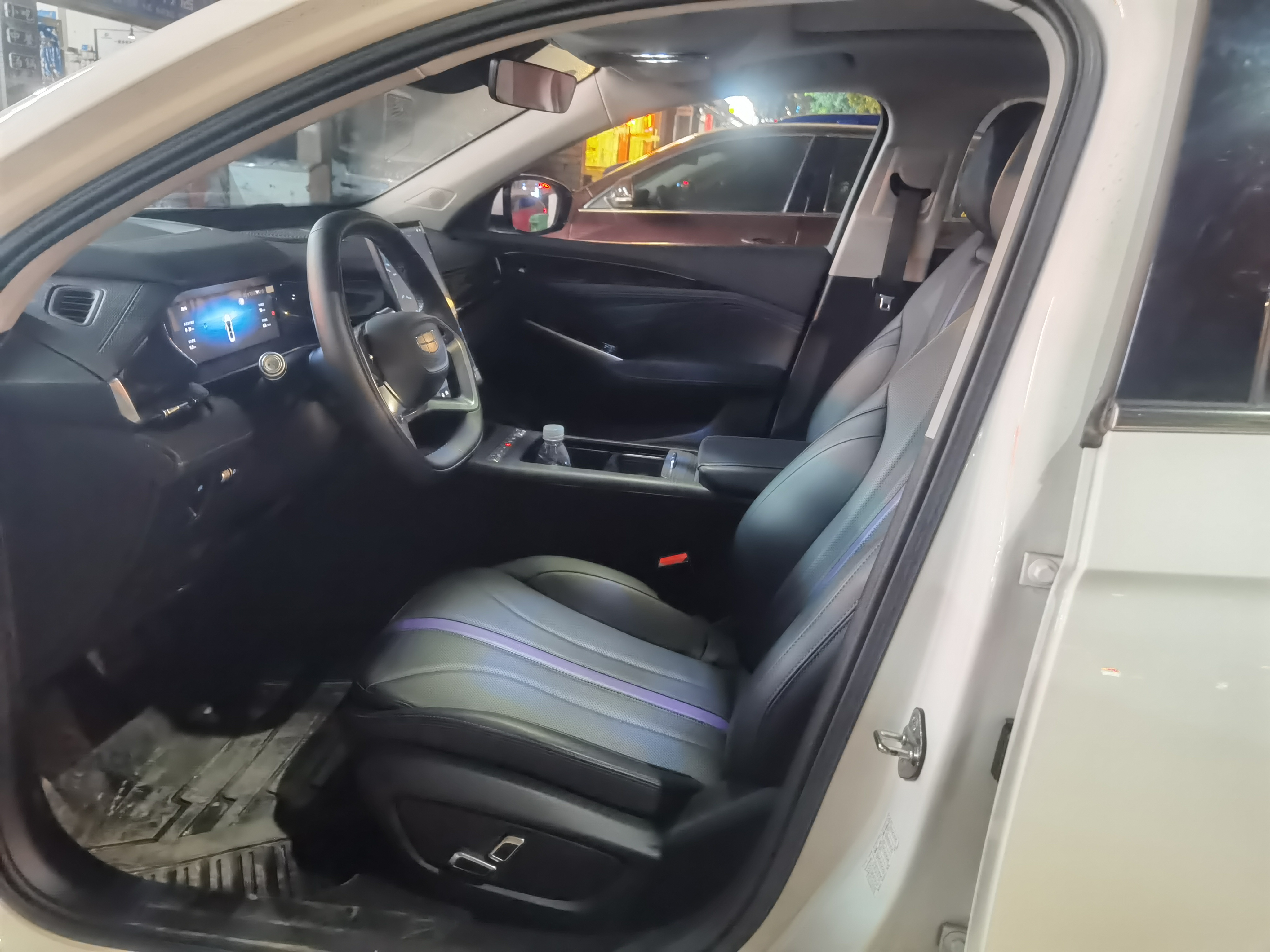 2024 #2 2024 immagine di auto #2